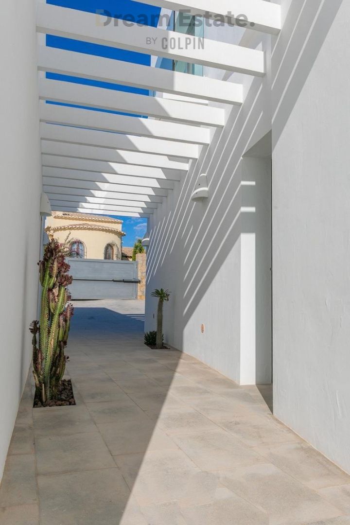 Villa op de eerste lijn foto 16