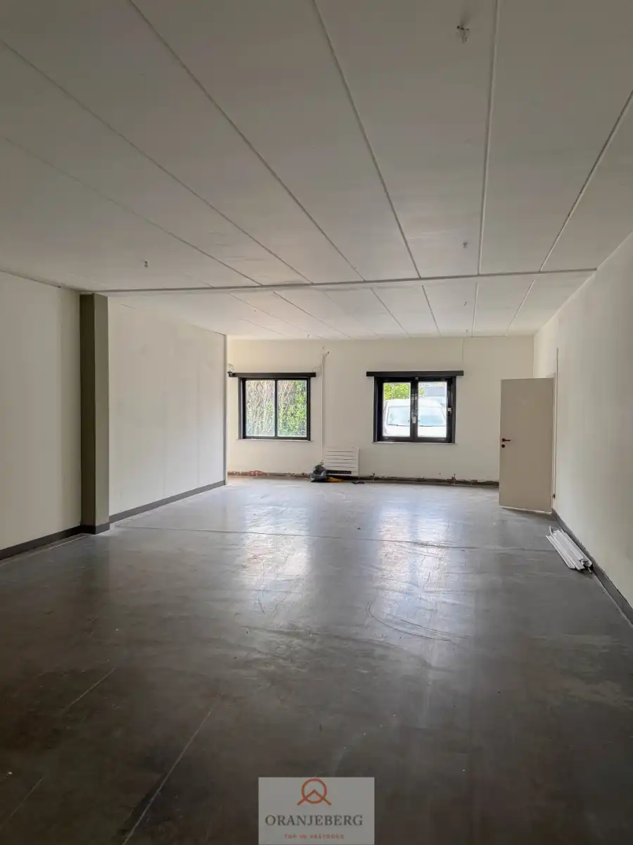 Handelsruimte langs de N9 – Lievegem foto 10