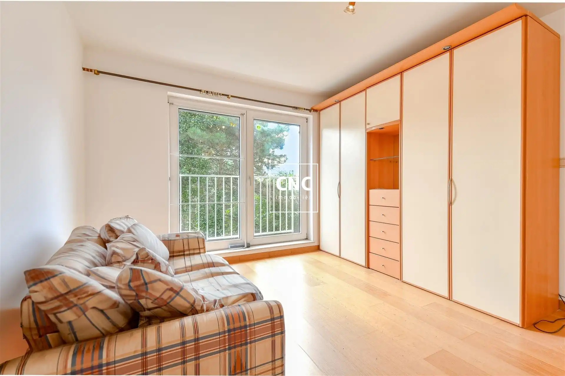 Instapklaar appartement met open zicht-Maurice Lippensplein
 foto 6