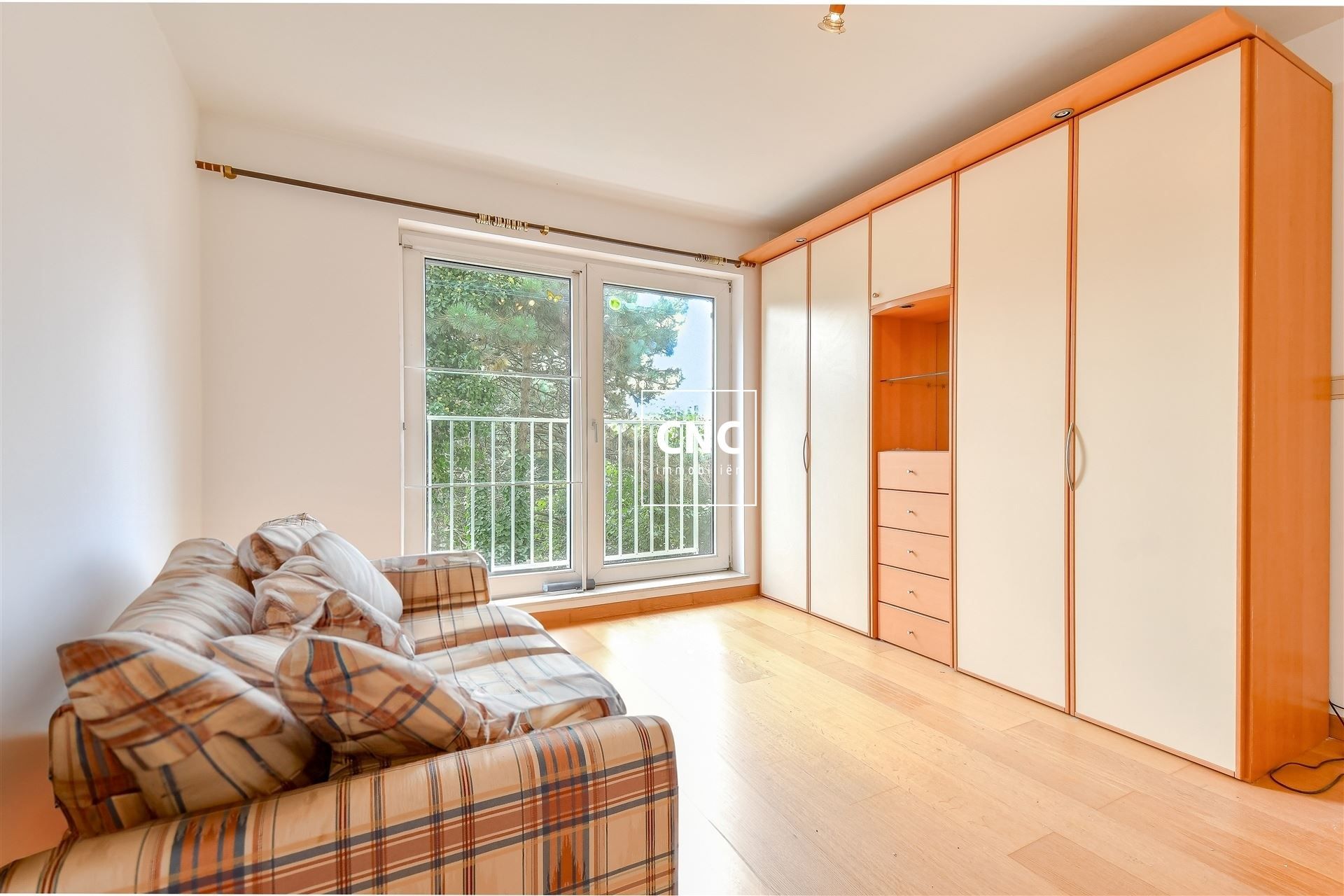 Instapklaar appartement met open zicht-Maurice Lippensplein
 foto 6