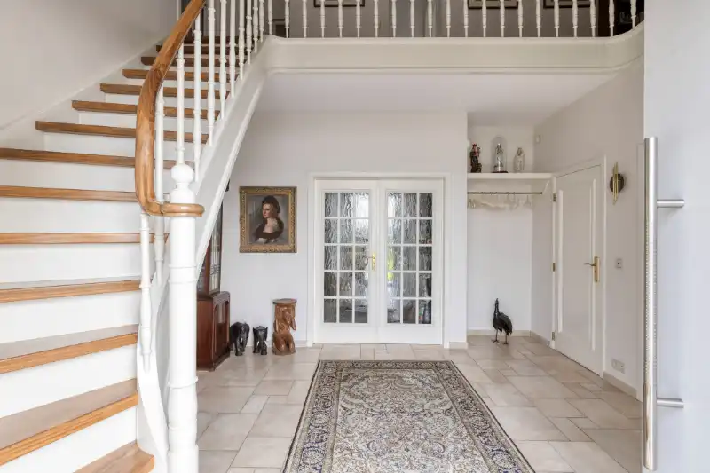 STATIGE VILLA MET PRACHTIGE TUIN OP EEN PERCEEL VAN 1.430 m². foto 8