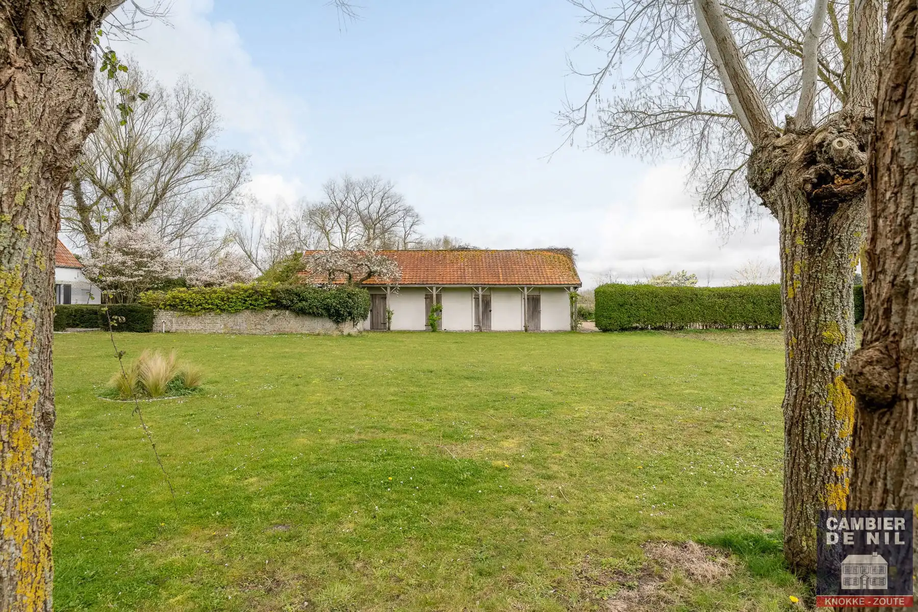 Charmante, vrijstaande woning in alle rust met tuin in het Zoute foto 44