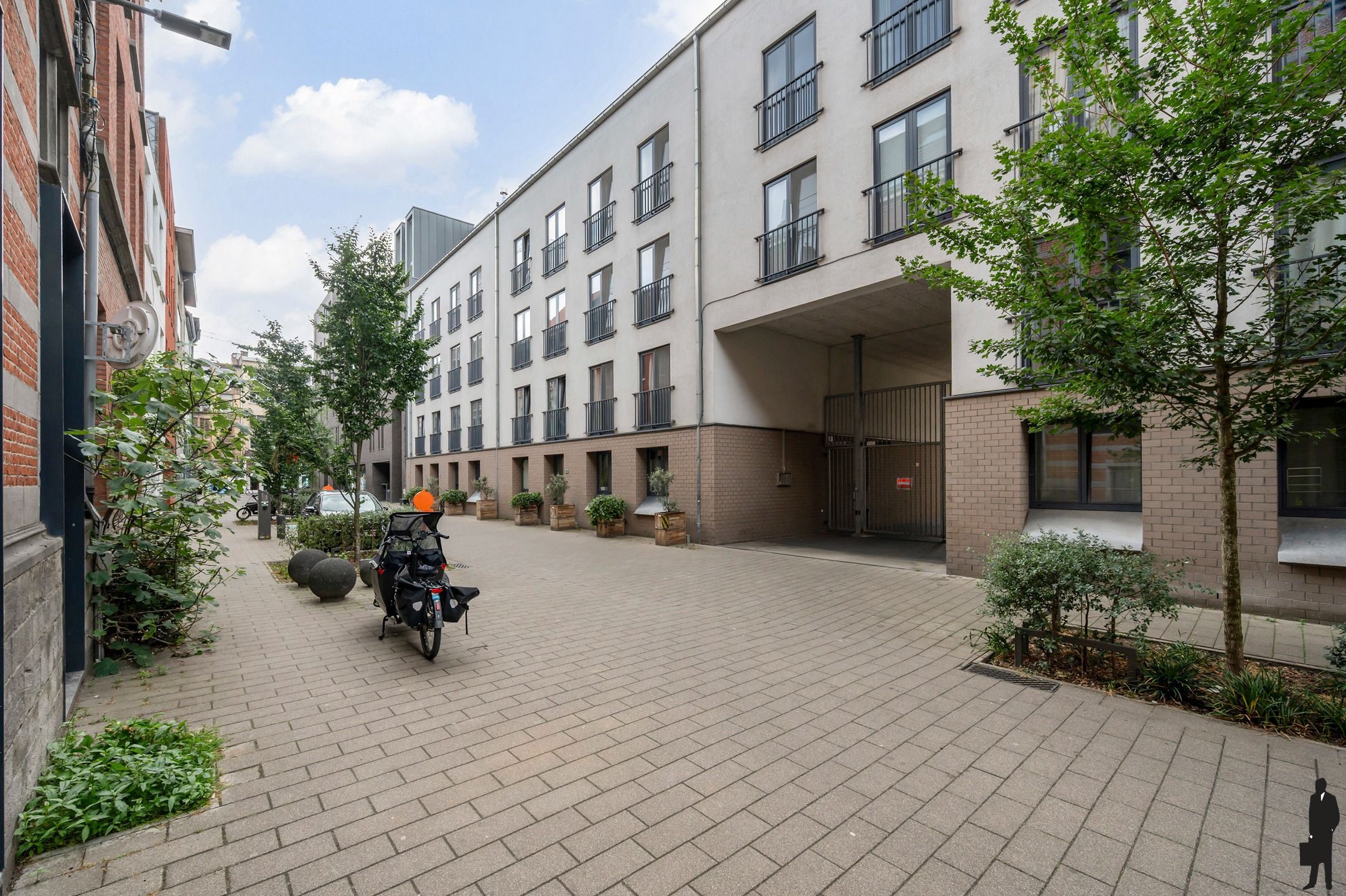 Lichtrijk en volledig gerenoveerd appartement met Terras. foto 17