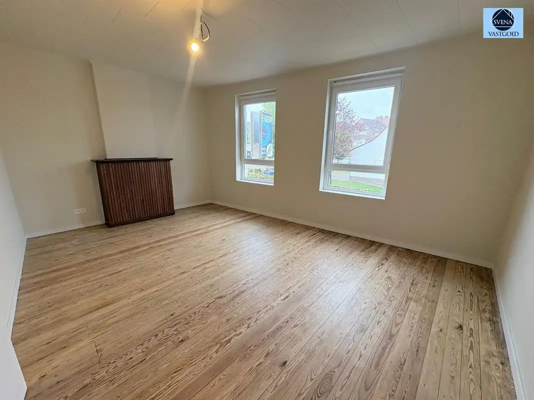 PRACHTIGE, ZEER RUIME WONING MET 5 SLAAPKAMERS foto 9
