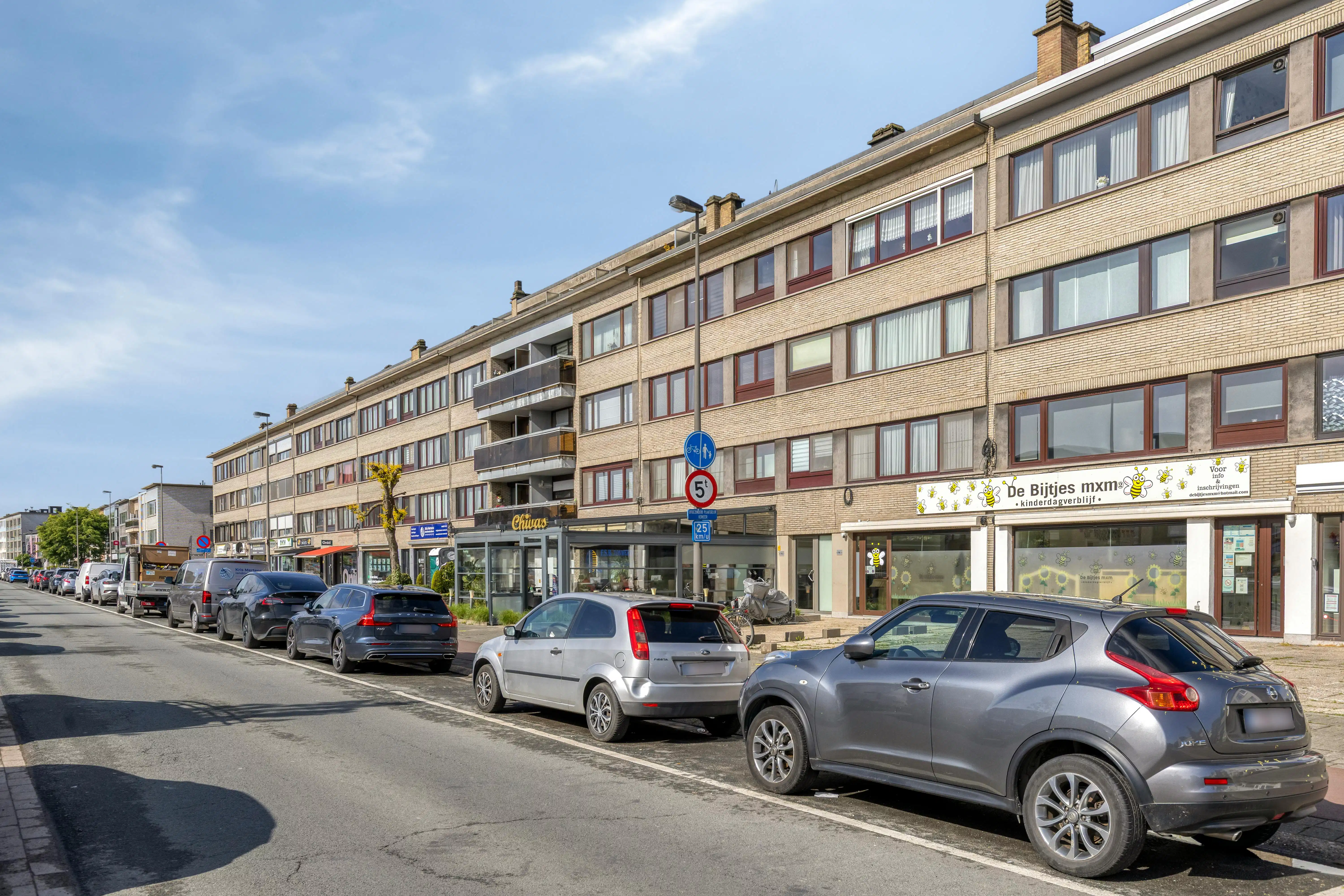 Ruim appartement met terras te koop in Merksem foto 20
