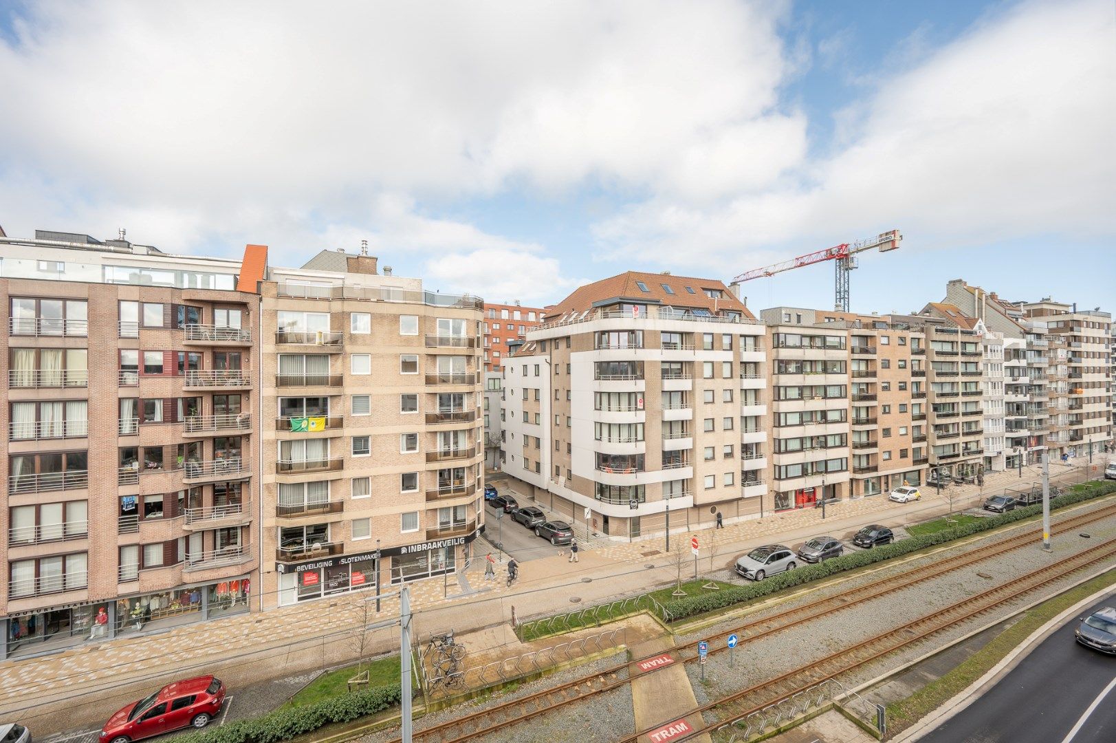Uitzonderlijk ruim appartement met 3 slaapkamers en mooie zonneterrassen foto 25