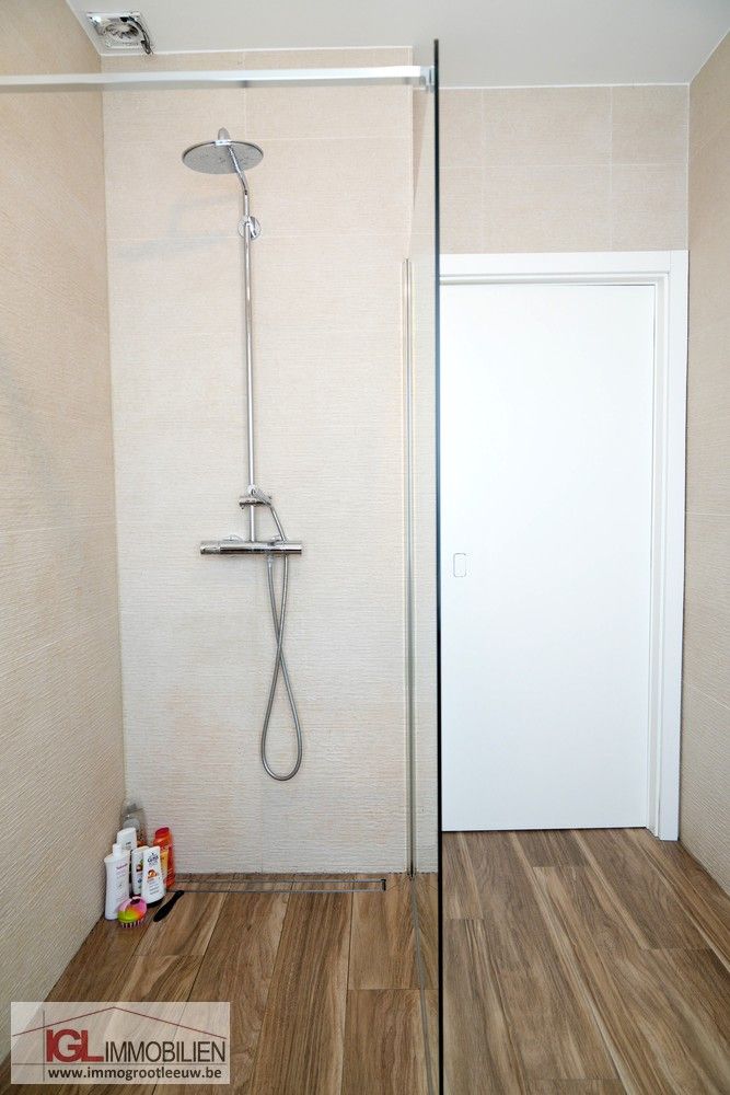 Gerenoveerde woning in Ruisbroek foto 11