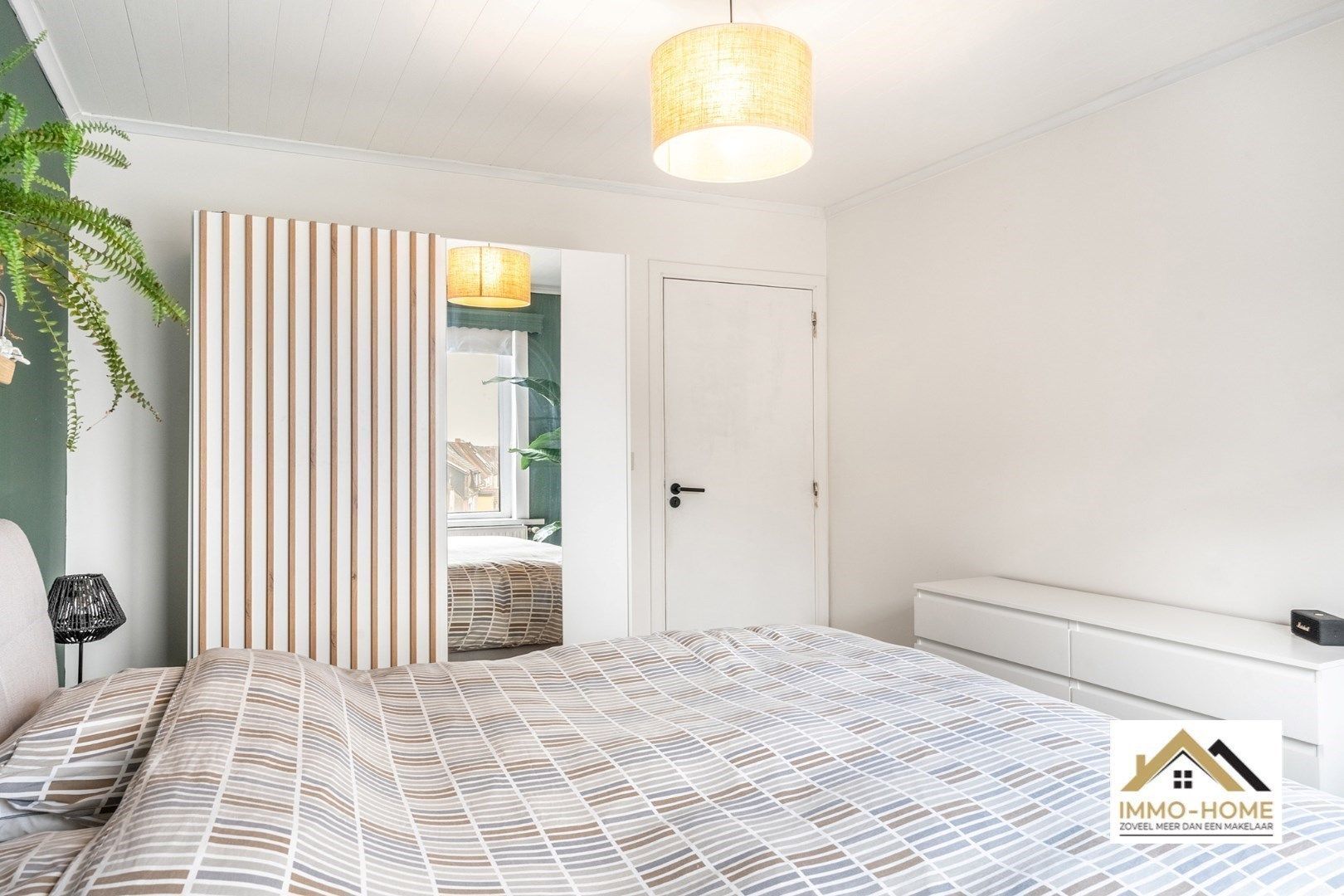 Instapklaar appartement nabij centrum Gent te Sint-Amandsberg! foto 10
