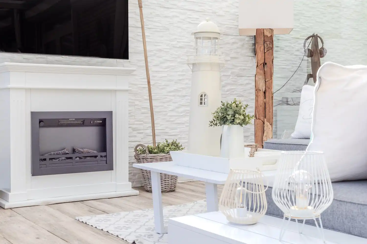 Stijlvolle, instapklare woning met vier slaapkamers, twee badkamers en verwarmd zwembad te koop in Lanaken foto 59