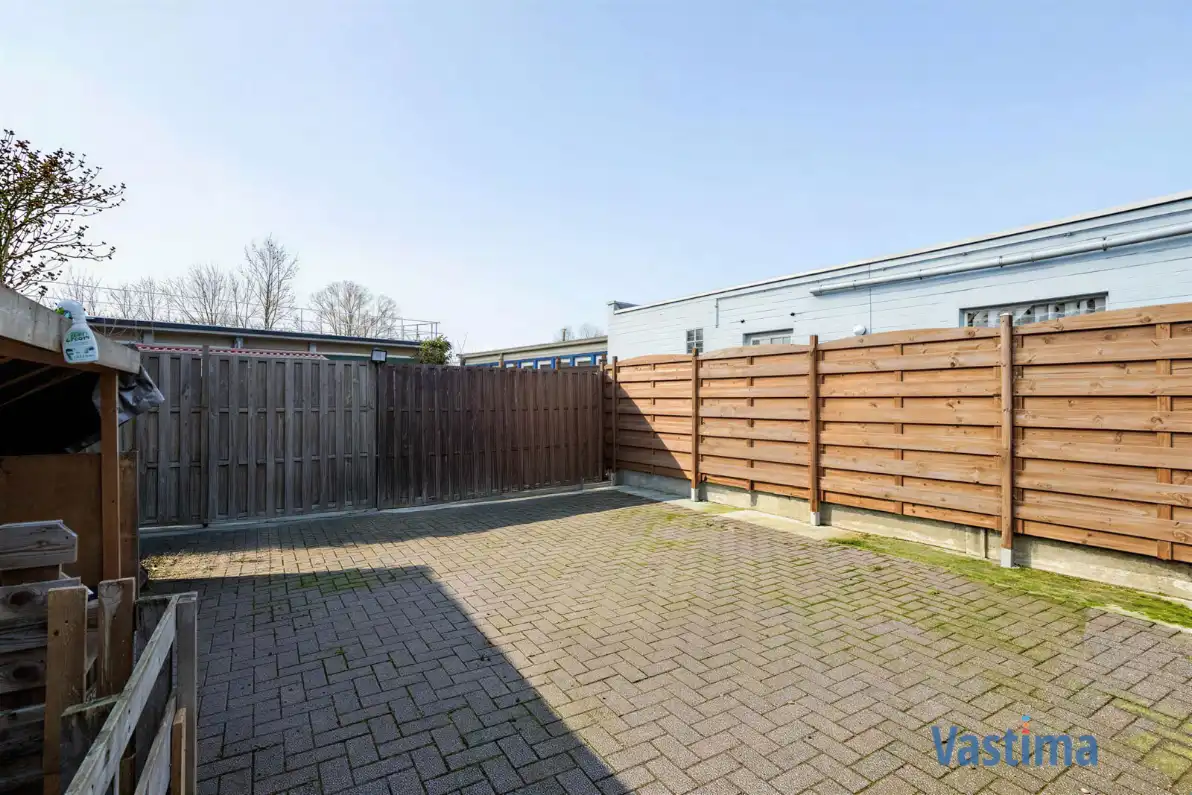 Handelspand met (dubbele)woonst, garage en buitenruimte foto 32