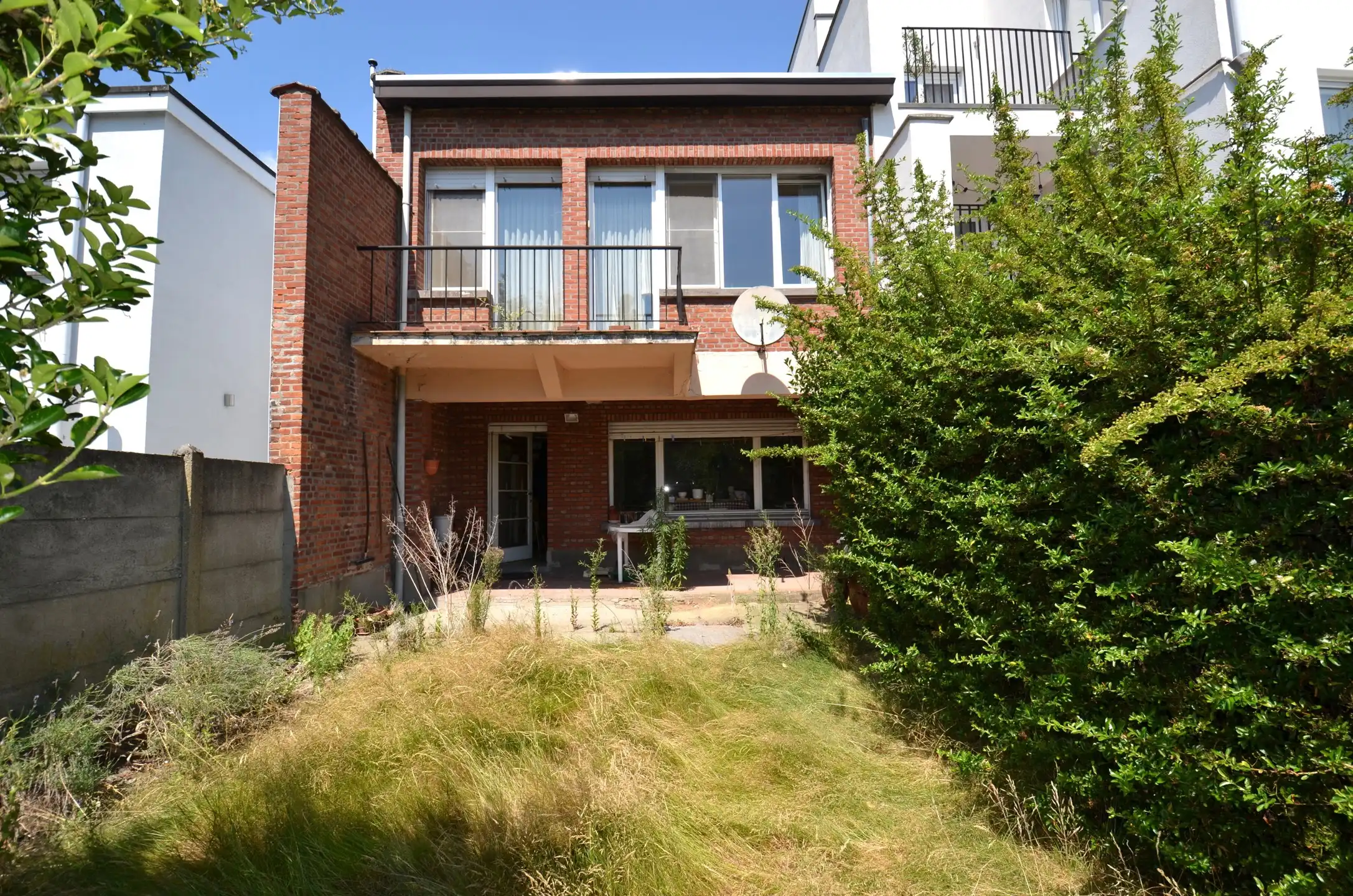 Te renoveren woning met 2 slaapkamers, garage en zonnige zuid-tuin foto 18