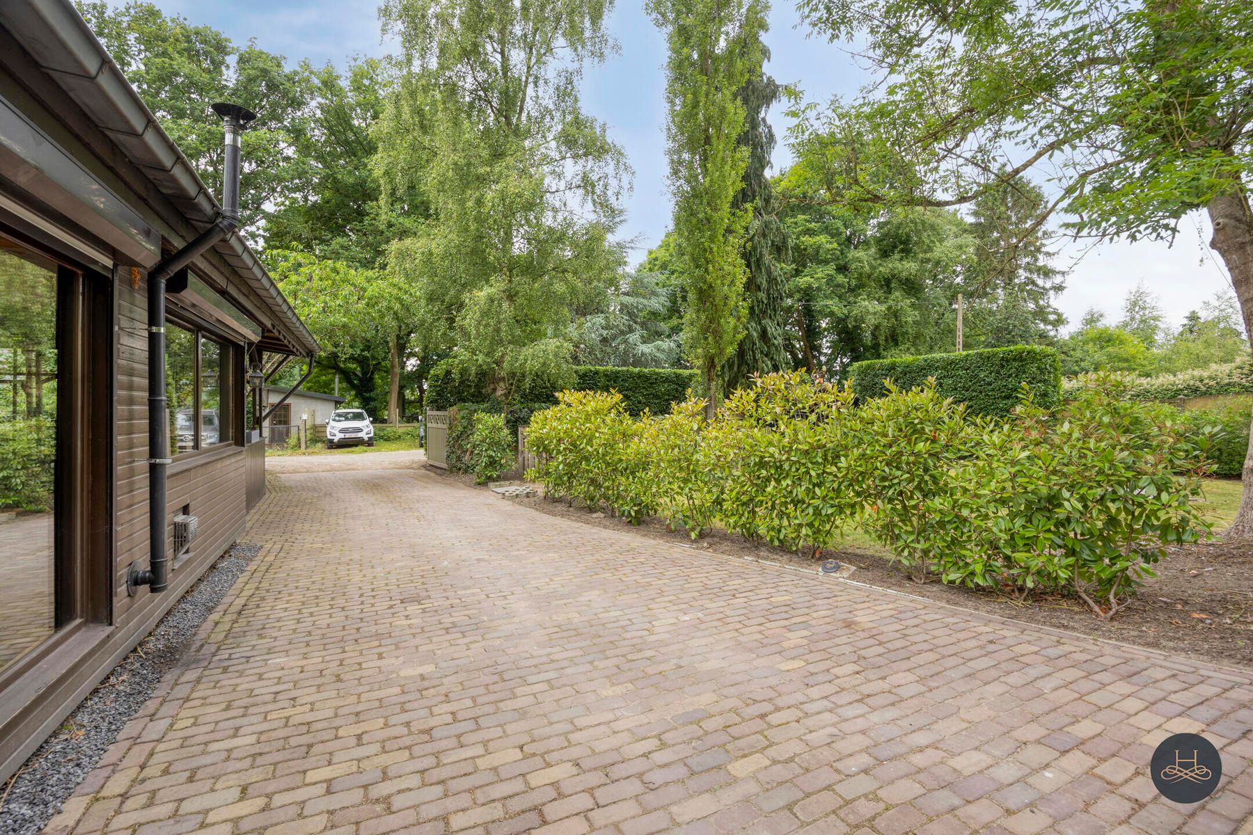 Ruime vakantiewoning in het groen foto 24