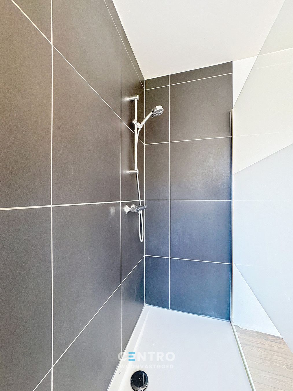 UITERST karaktervolle burgerwoning met 3 à 4 slpks, garage én tuin! foto 11