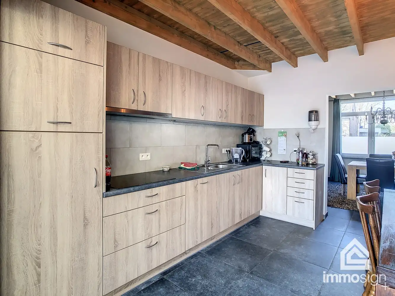 Charmante gezinswoning met 4 slaapkamers te Hamont-Achel! foto 8