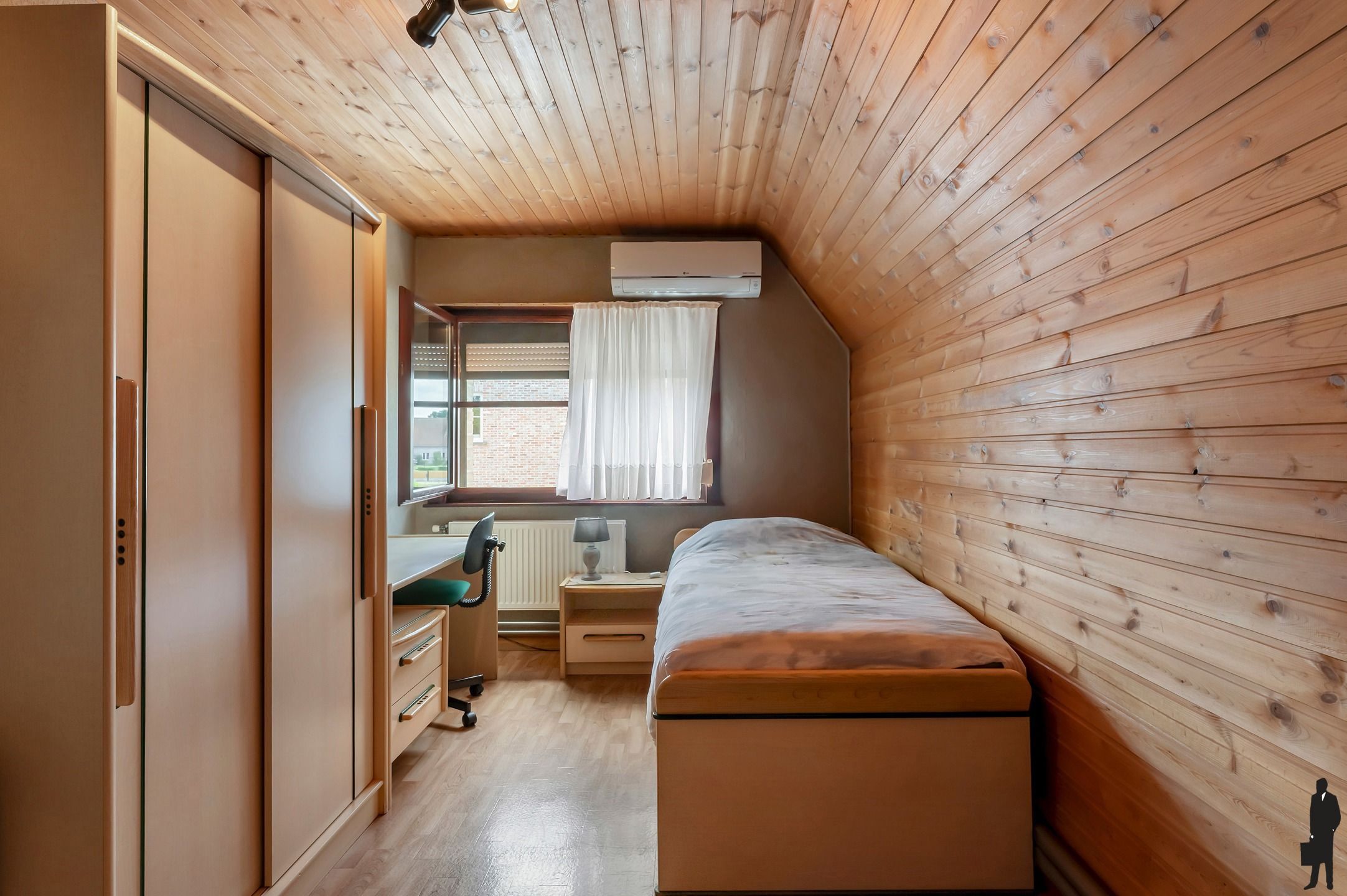 Vrijstaande woning gelegen in het centrum van Zammel/Geel foto 13