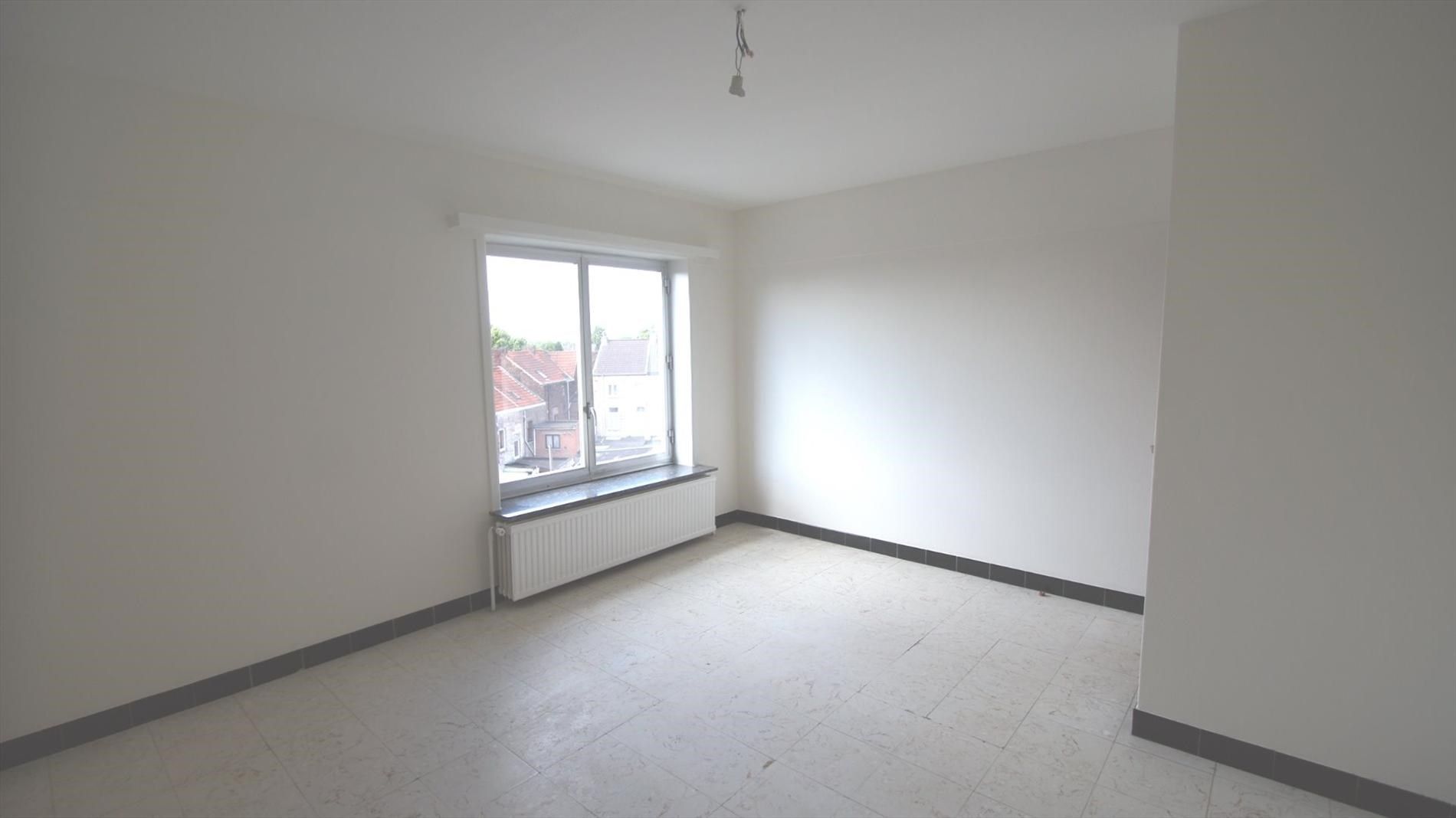 Opgefrist appartement met 1 slaapkamer in centrum stad foto 5