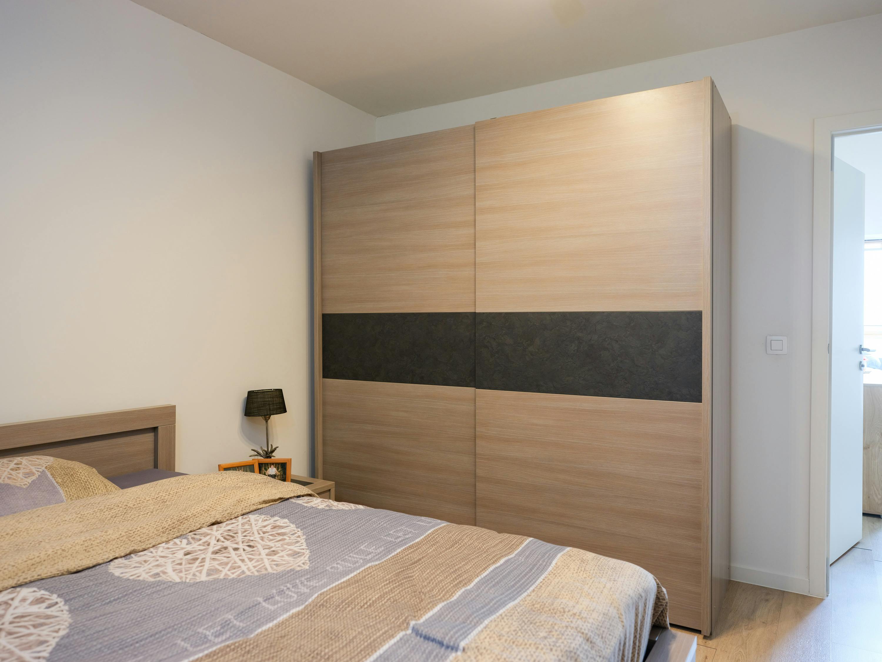 Instapklaar handelspand met woonst te koop op de Boelare in Eeklo foto 17