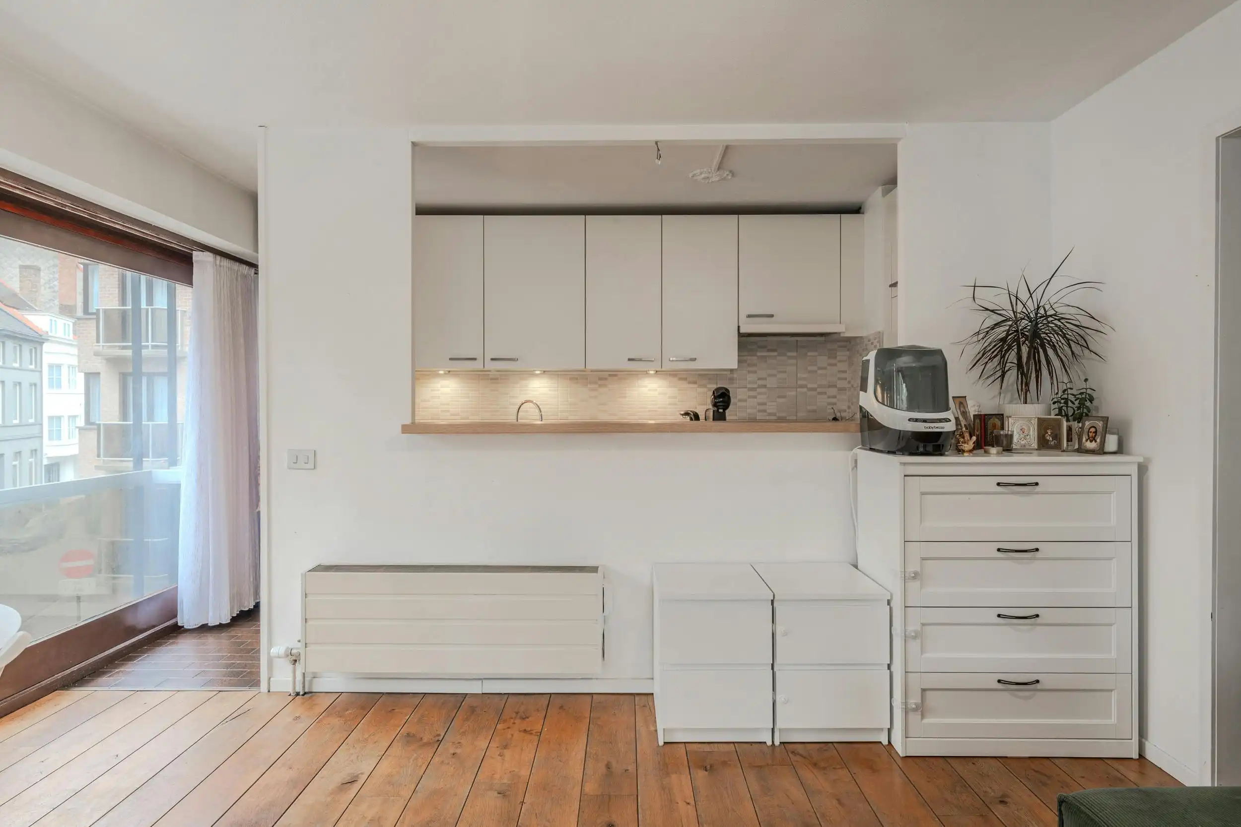 Centraal gelegen hoekappartement met 2 slaapkamers foto 3