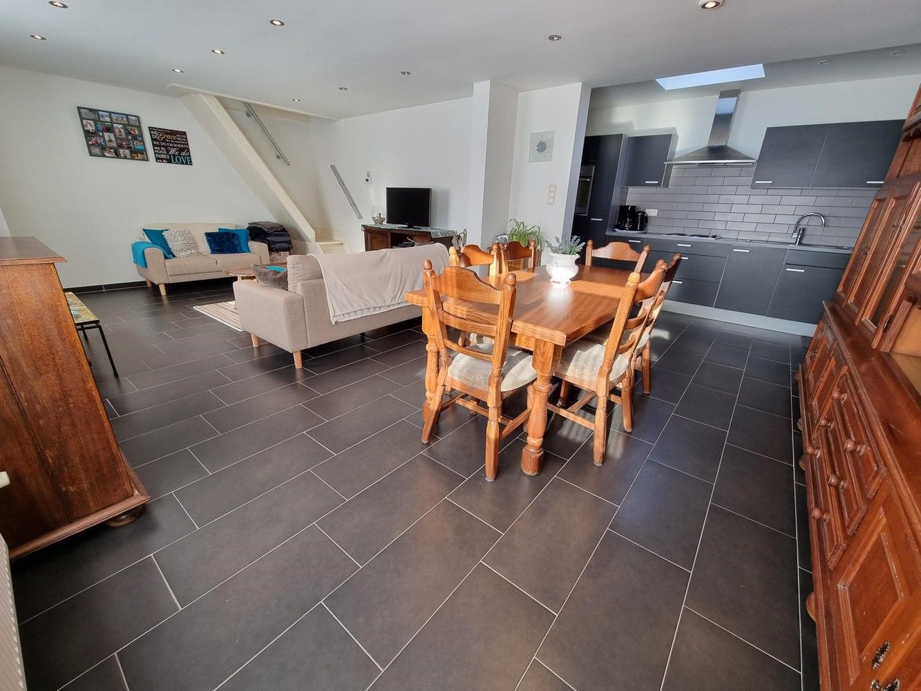 Rustig gelegen, instapklare woning, 3 slks, gelegen tussen Putte en Heist-op-den-Berg. foto 4