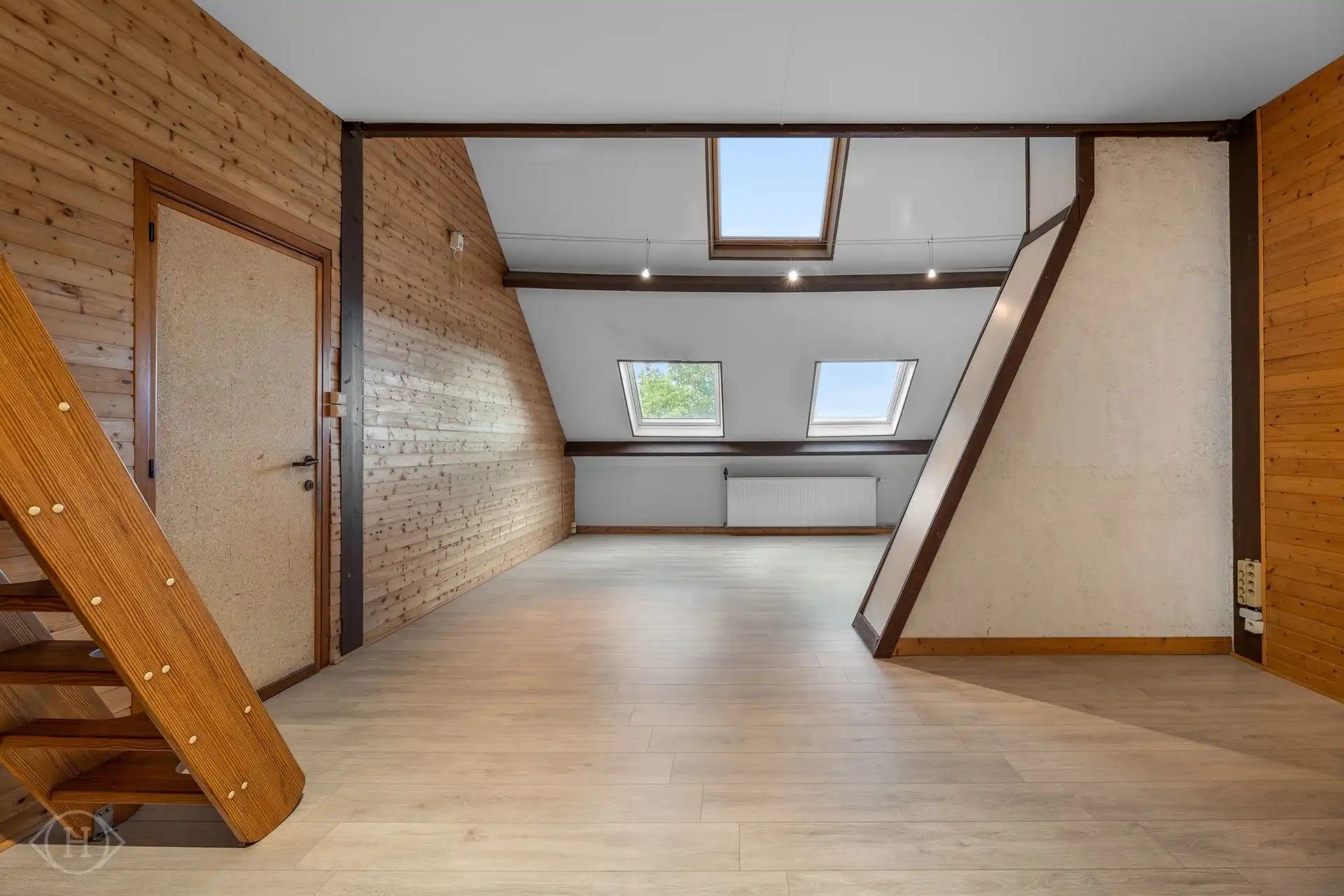 Lichtrijke, te renoveren herenwoning met epc B foto 33