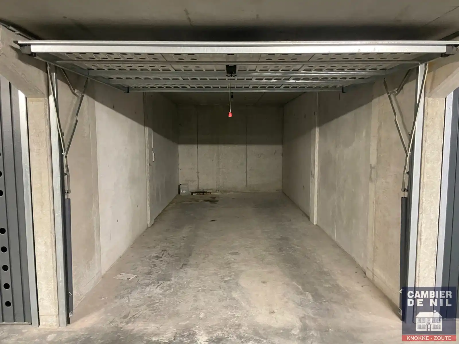 Gemakkelijk inrijdbare box op Elizabetlaan 62  (niveau -2) foto 2
