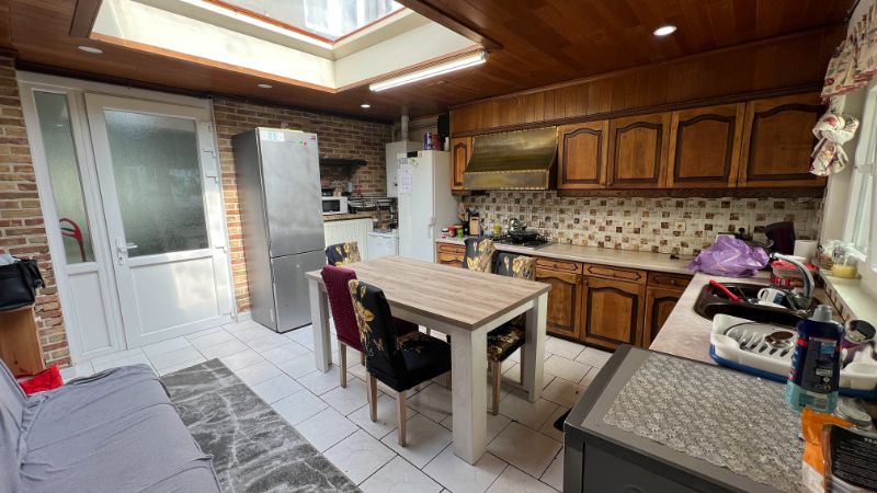 RUIME STADSWONING MET AANGENAME KOER foto 5