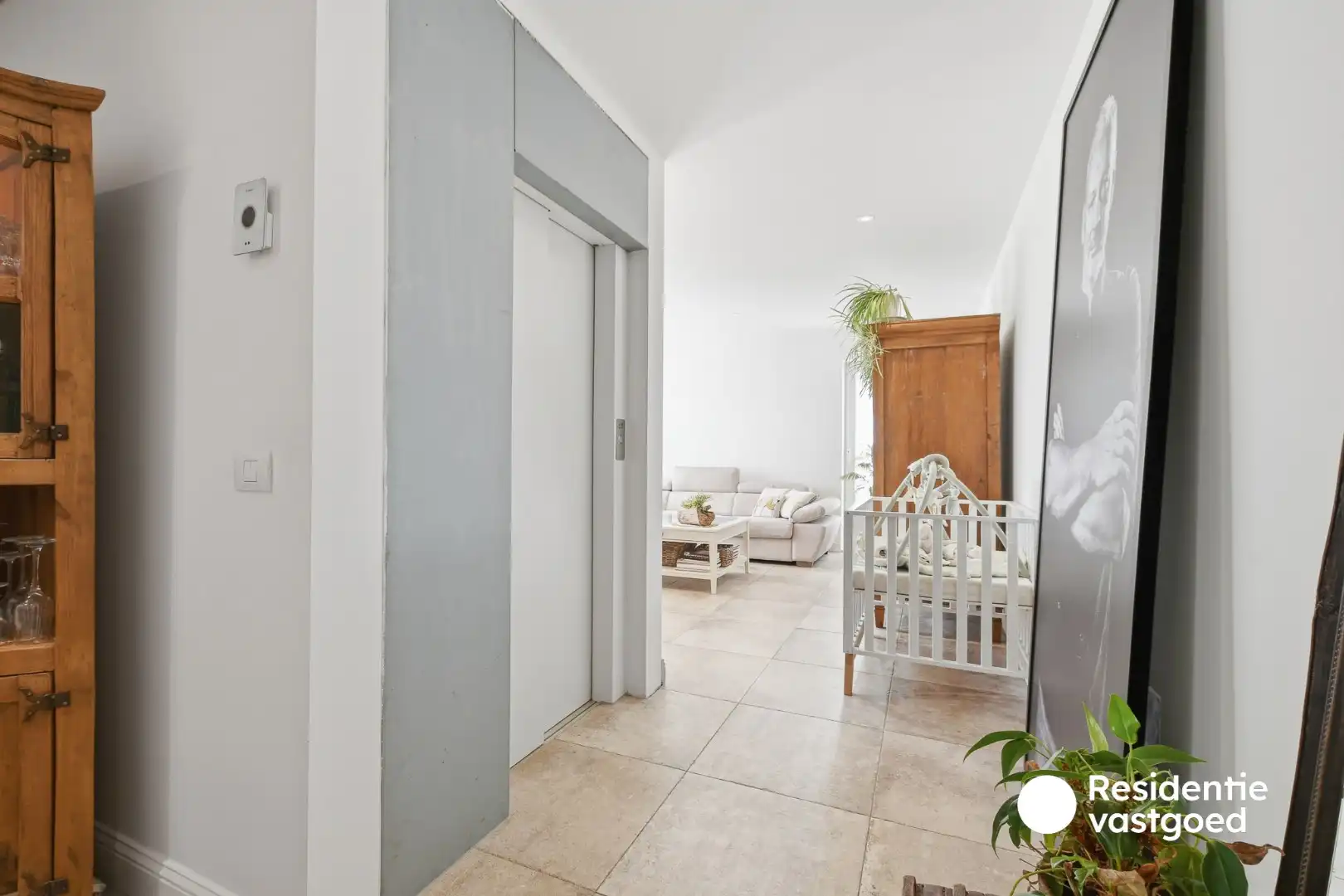 Ruime instapklare woning op topligging foto 11