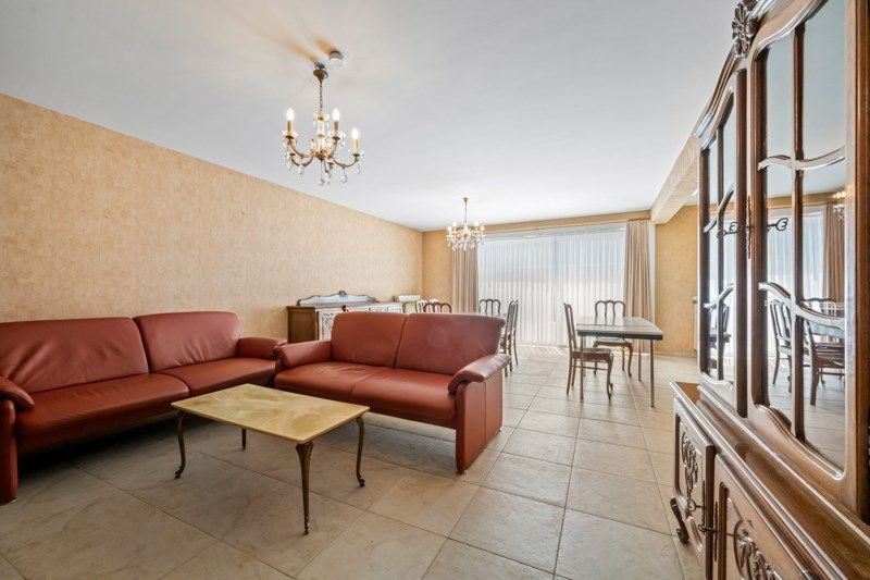 Gelijkvloers appartement met 2 slaapkamers, zonnig terras en een zeer ruime garage! foto 2