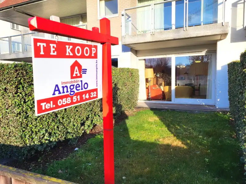 Ruim 2 slaapkamer appartement met zuidgericht terras te koop foto {{pictureIndex}}