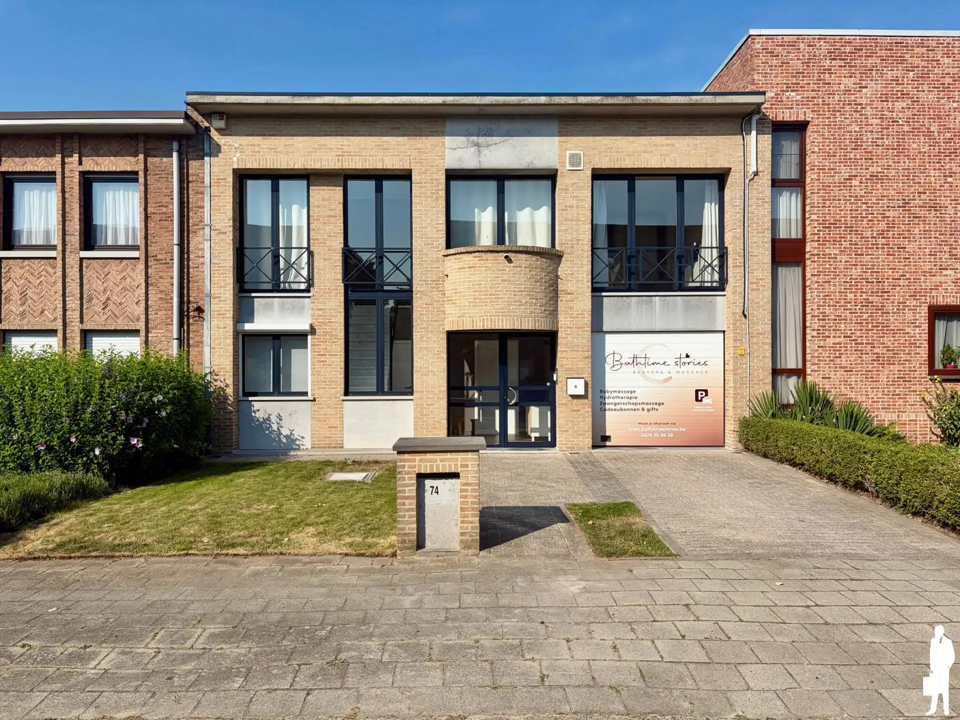 Unieke gezinswoning met veel mogelijkheden, garage en tuin foto {{pictureIndex}}
