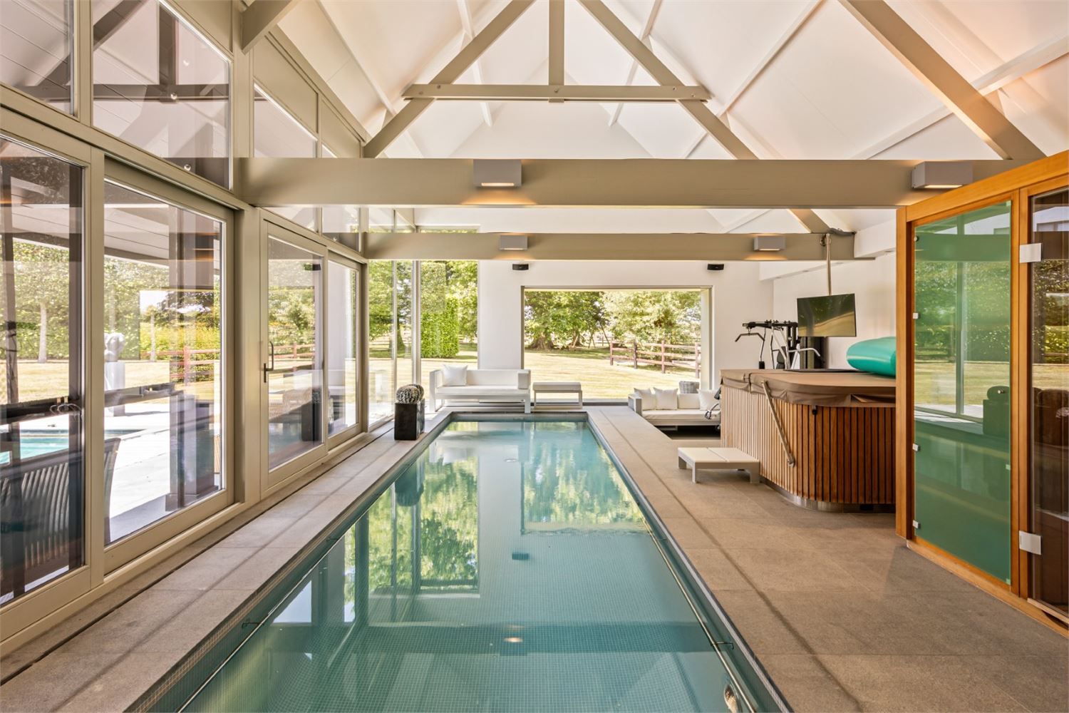 PRACHTIGE LUXEVILLA VERSCHOLEN IN HET PRIVÉDOMEIN ‘VLIERINGENPARK’ foto 10