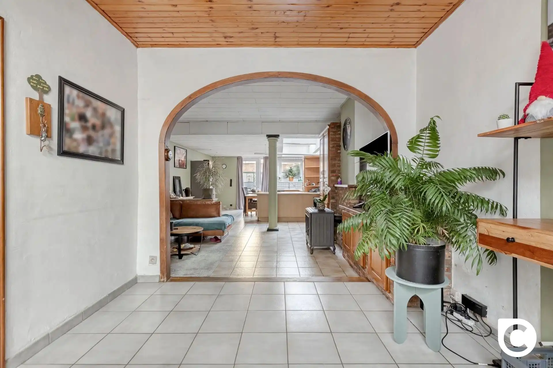 Ruime woning met 4 à 5 slpks en stadstuin te Groenenhoek! foto 3