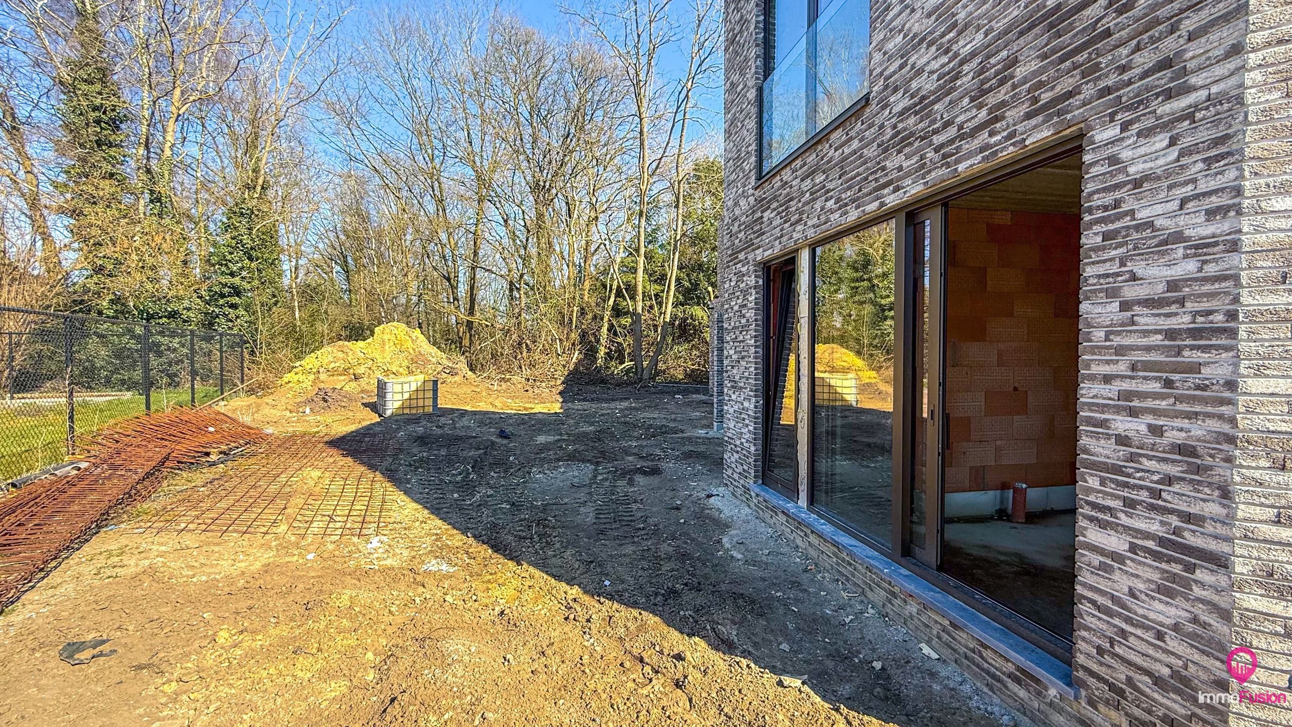 Moderne Casco Woning met 3slpks nabij centrum Houthalen! foto 12