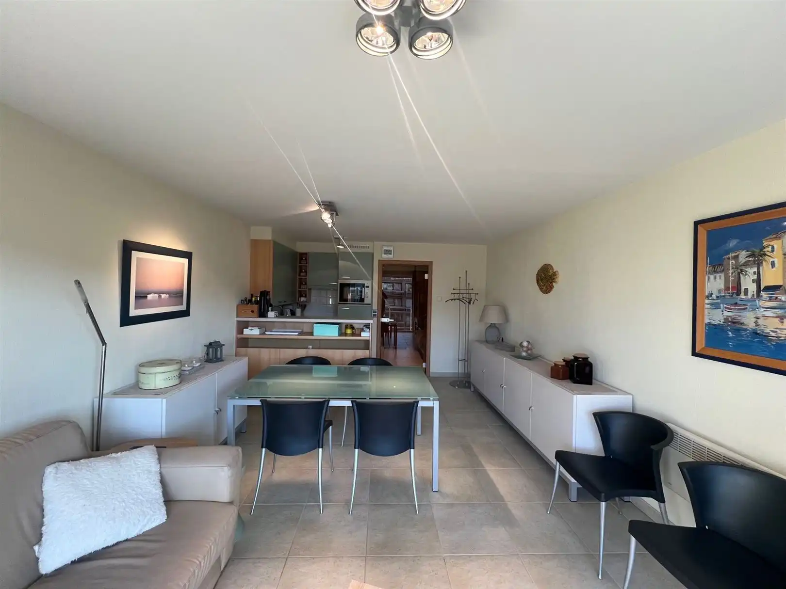 Prachtig gelegen studio in perfecte staat foto 4