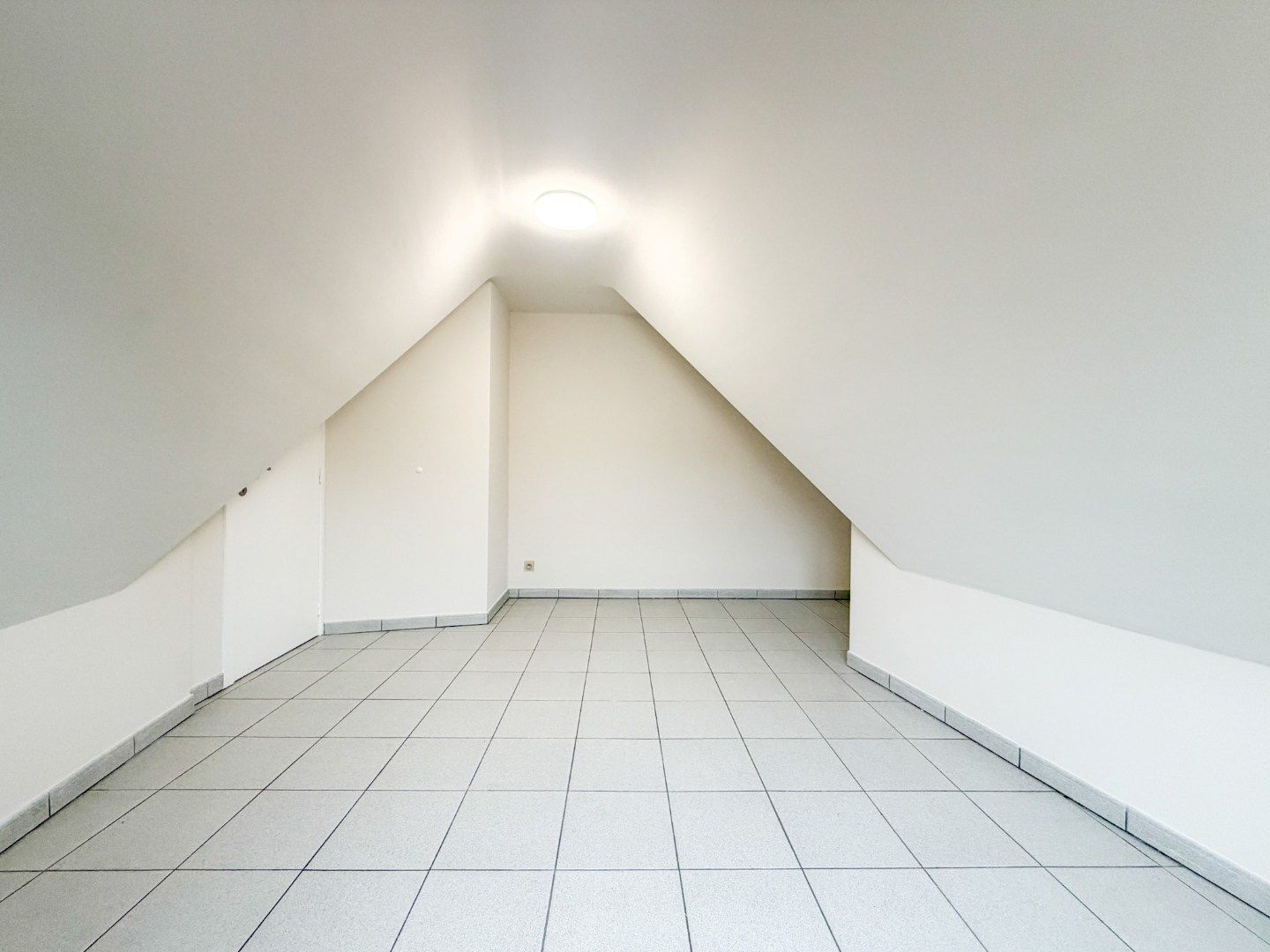 Ruim instapklaar 2-slpk appartement (96 m²), centrum Torhout. foto 14