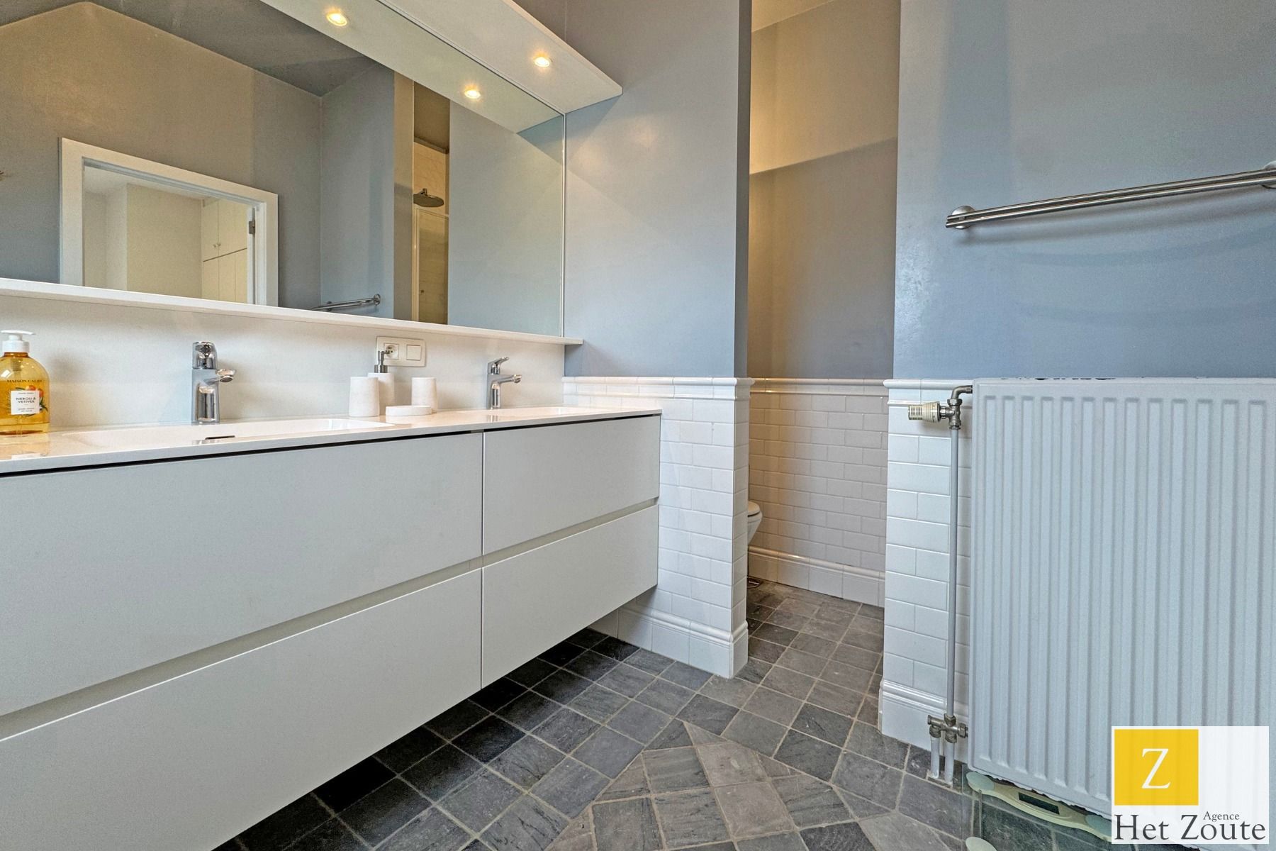 Gemeubeld Penthouse in het hart van het Zoute foto 14