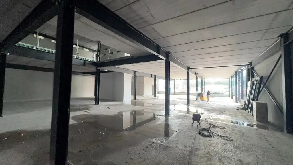 Nieuwbouw showroom met magazijn te huur langs N43 in Sint-Denijs-Westrem foto 10