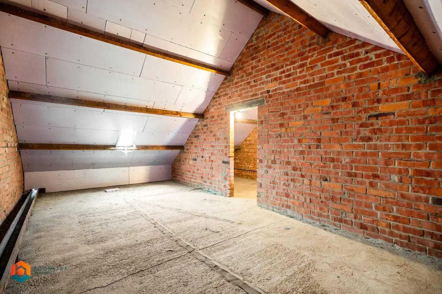 Halfopen bebouwing met 4 slpkrs en achtergelegen atelier foto 22