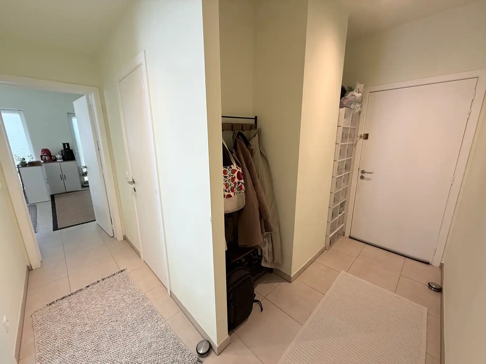 Hoekappartement met tuin, parking en rustige ligging foto 10