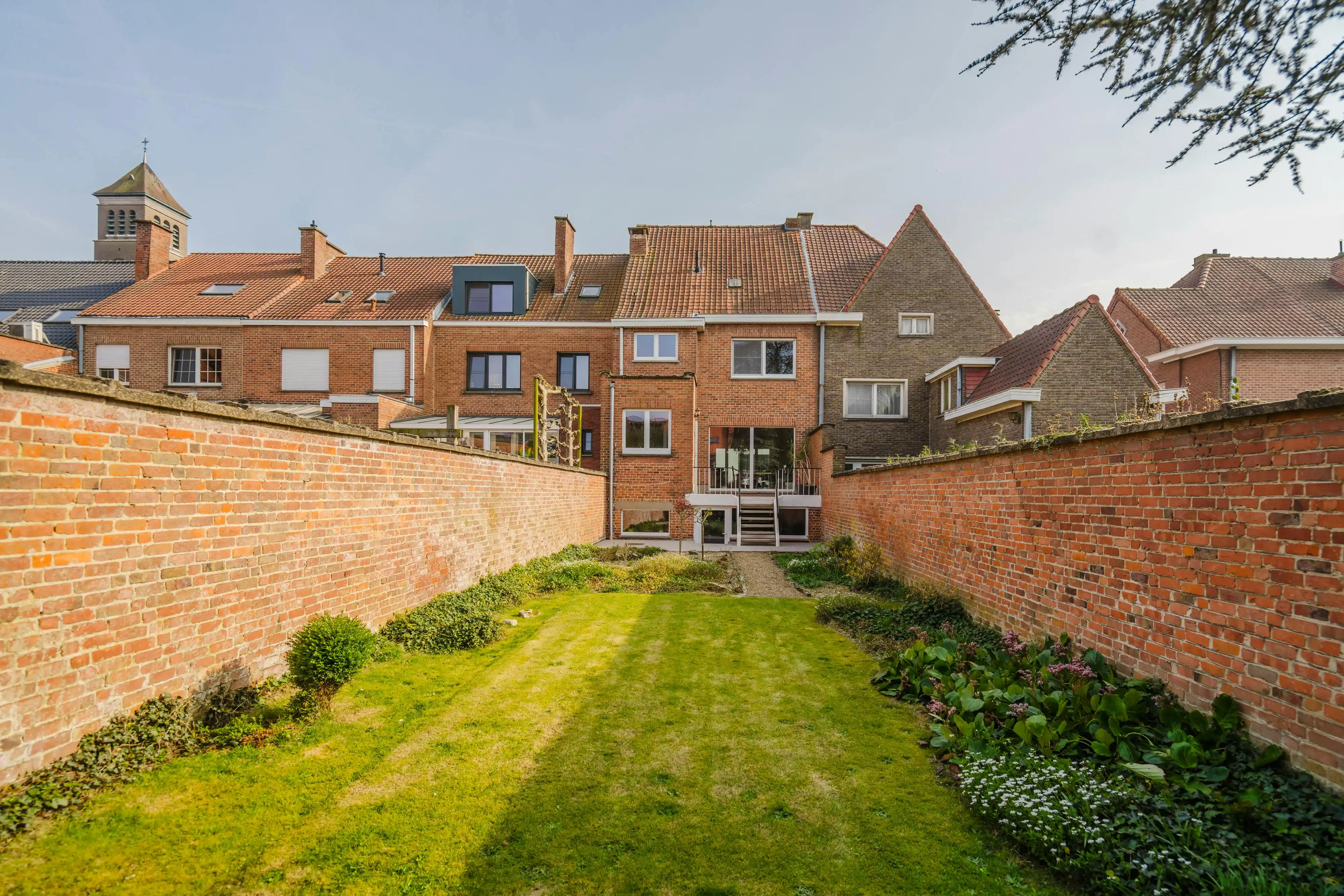 Huis met 4 slaapkamers in de Sint-Elisabethwijk te Kortrijk foto 21