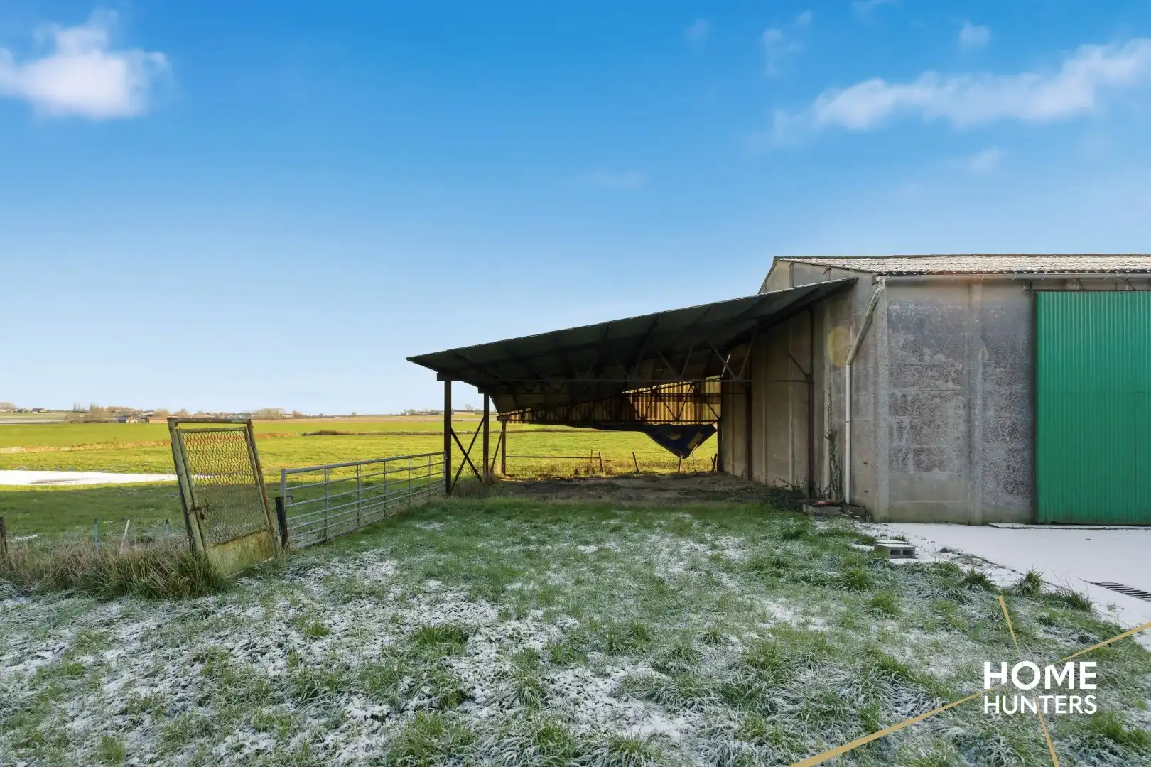 Unieke te renoveren hoeve op 14.188 m² met adembenemend zicht op de Kemmelberg foto 20
