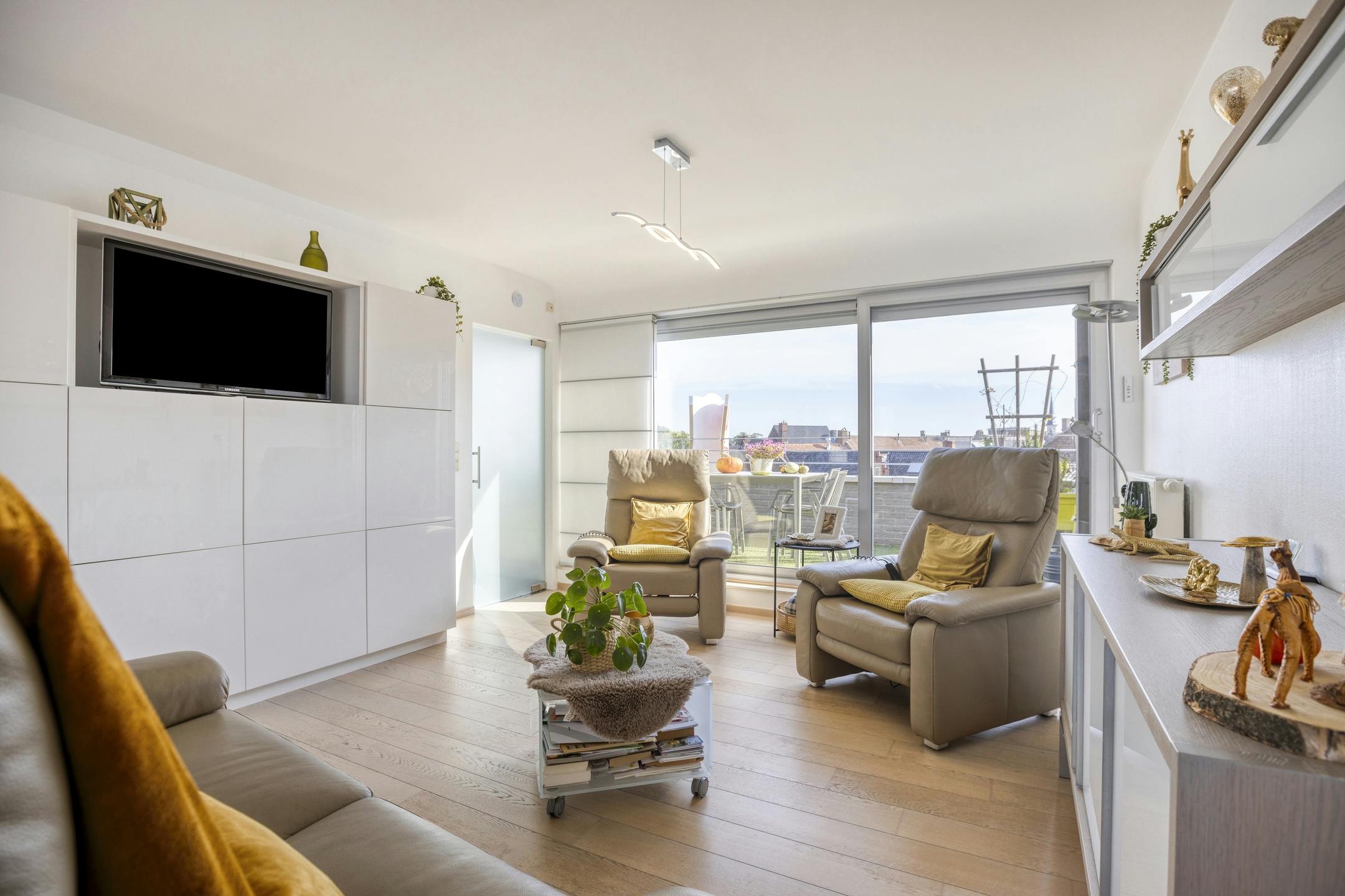 Een uniek duplex-penthouse te koop in het hart van Poperinge foto 6