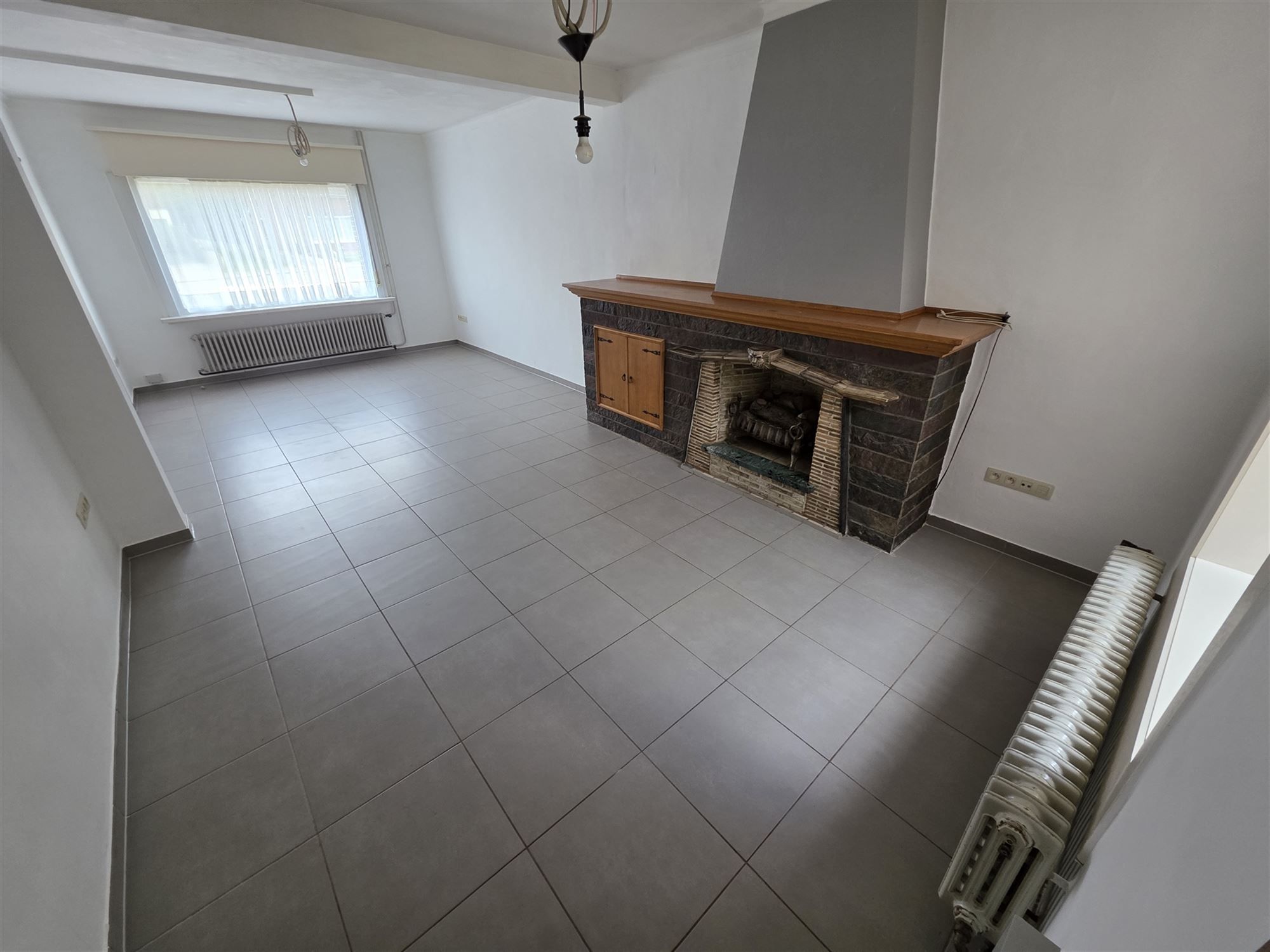 Woning met ruime tuin foto 4