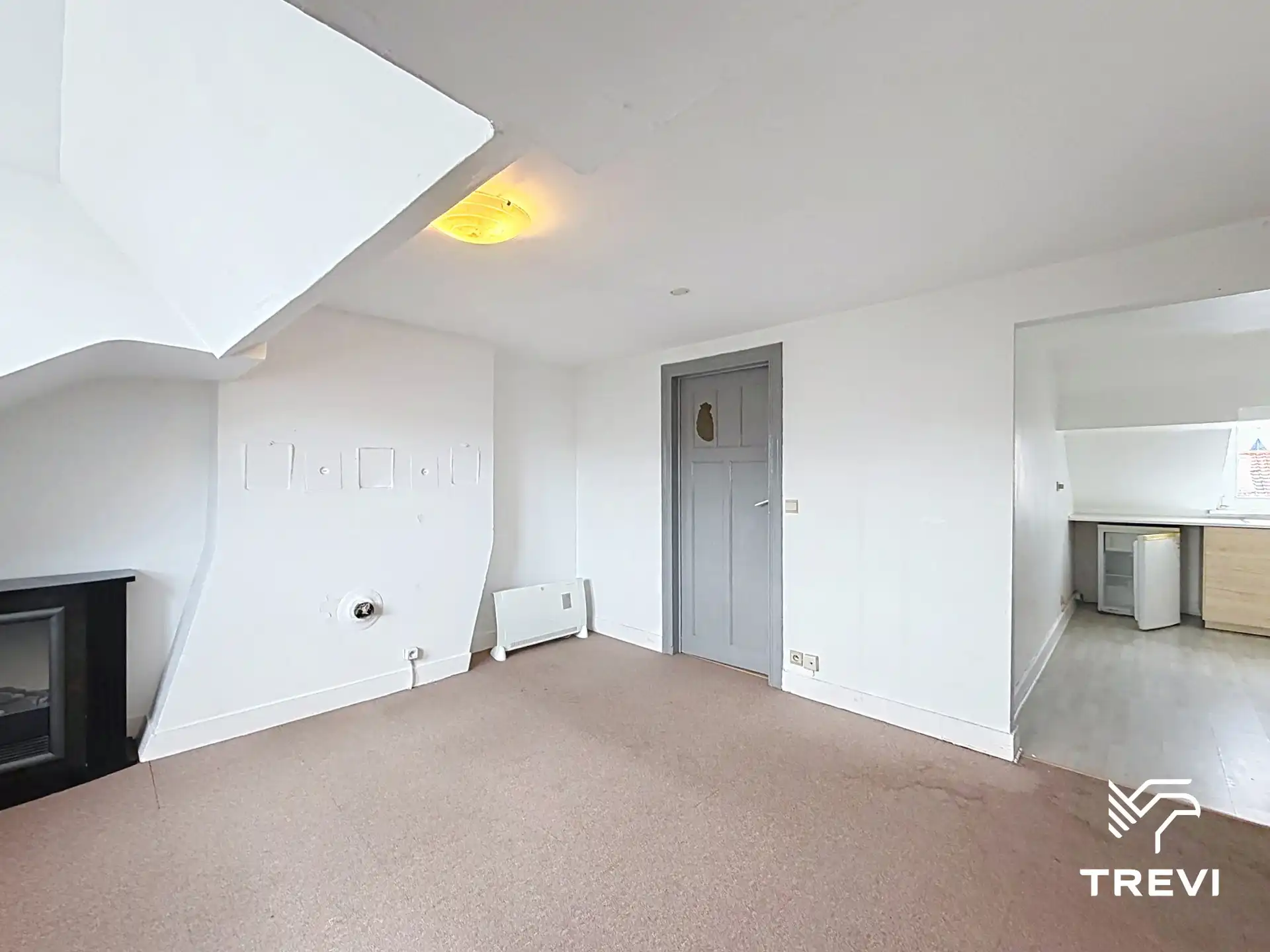 VANDERKINDERE – Ideaal gelegen 1-slaapkamerappartement! foto {{pictureIndex}}