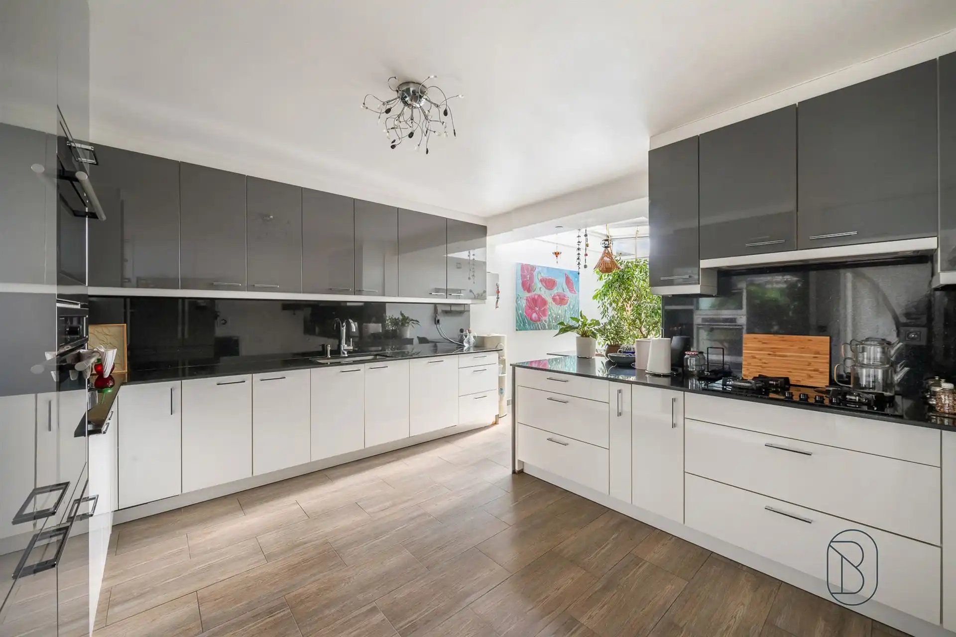Instapklare woning met 3 slk in een rustige wijk foto 9