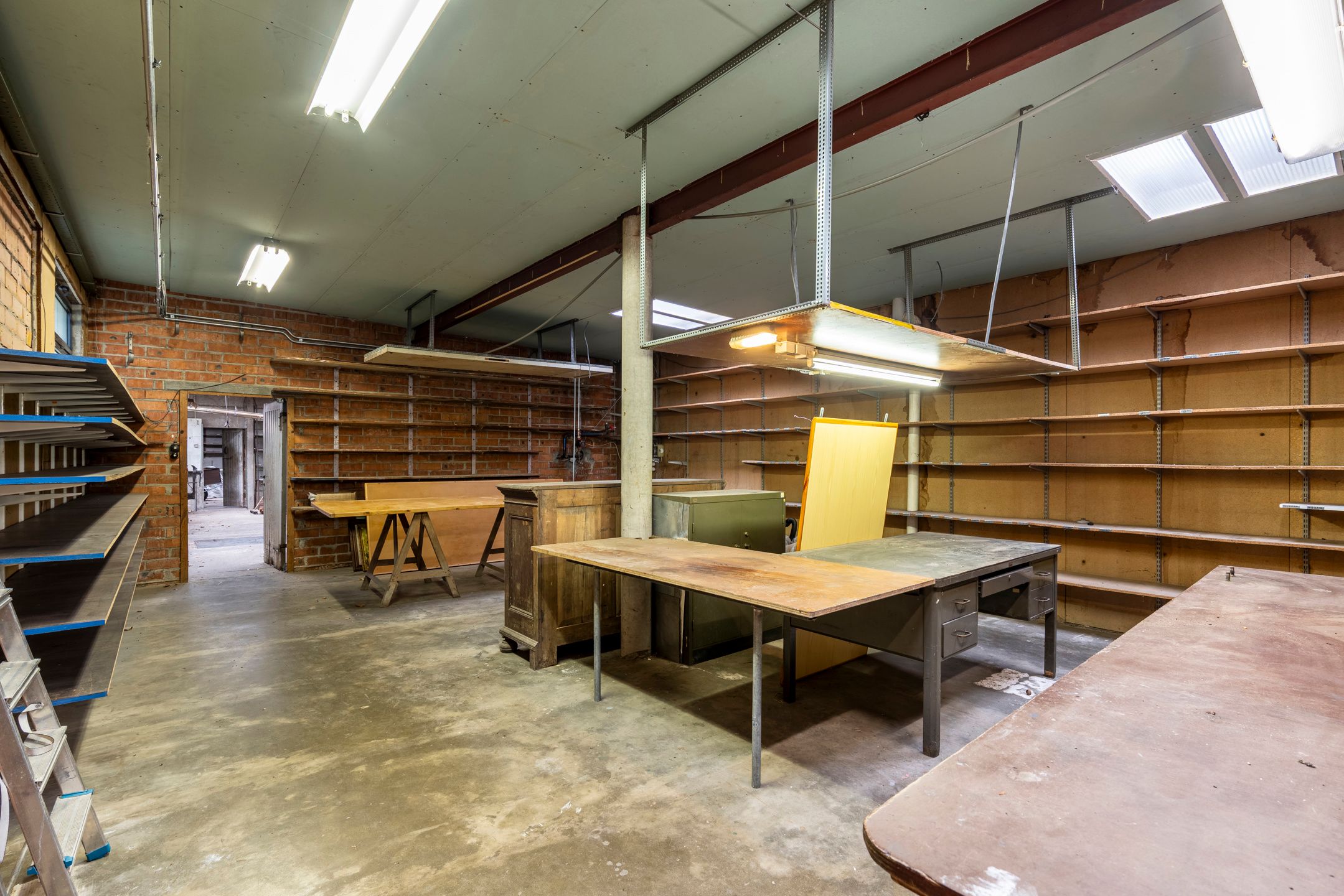 Ruime woning met grote opslagplaats in Beerse foto 24