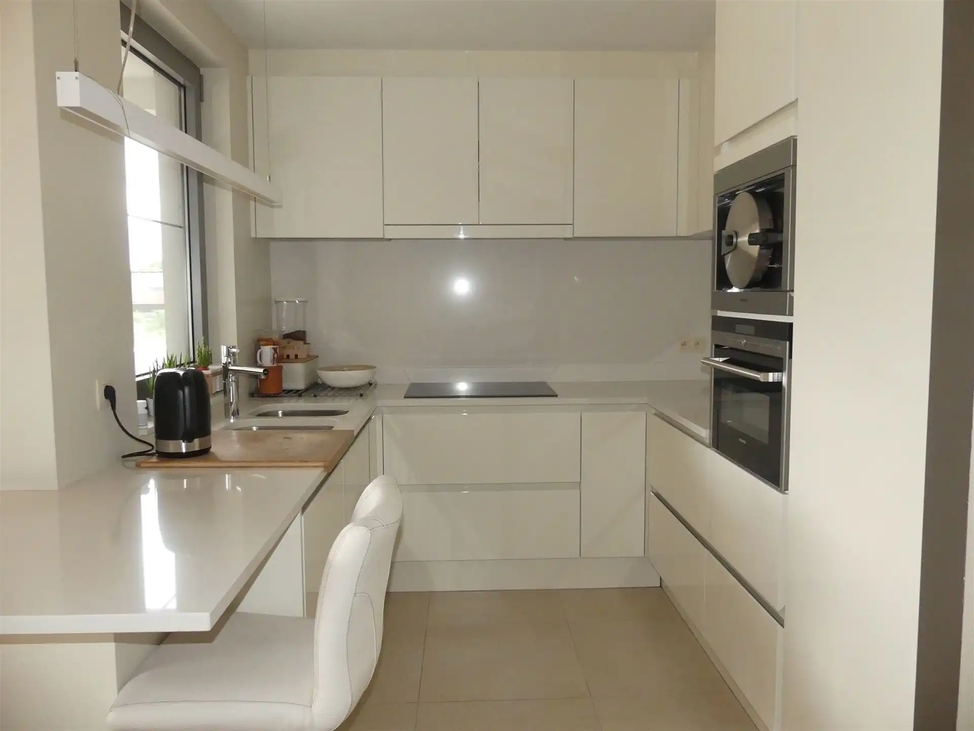 Topligging ! Appartement met 3 slaapkamers, staanplaats en kelder! foto 9