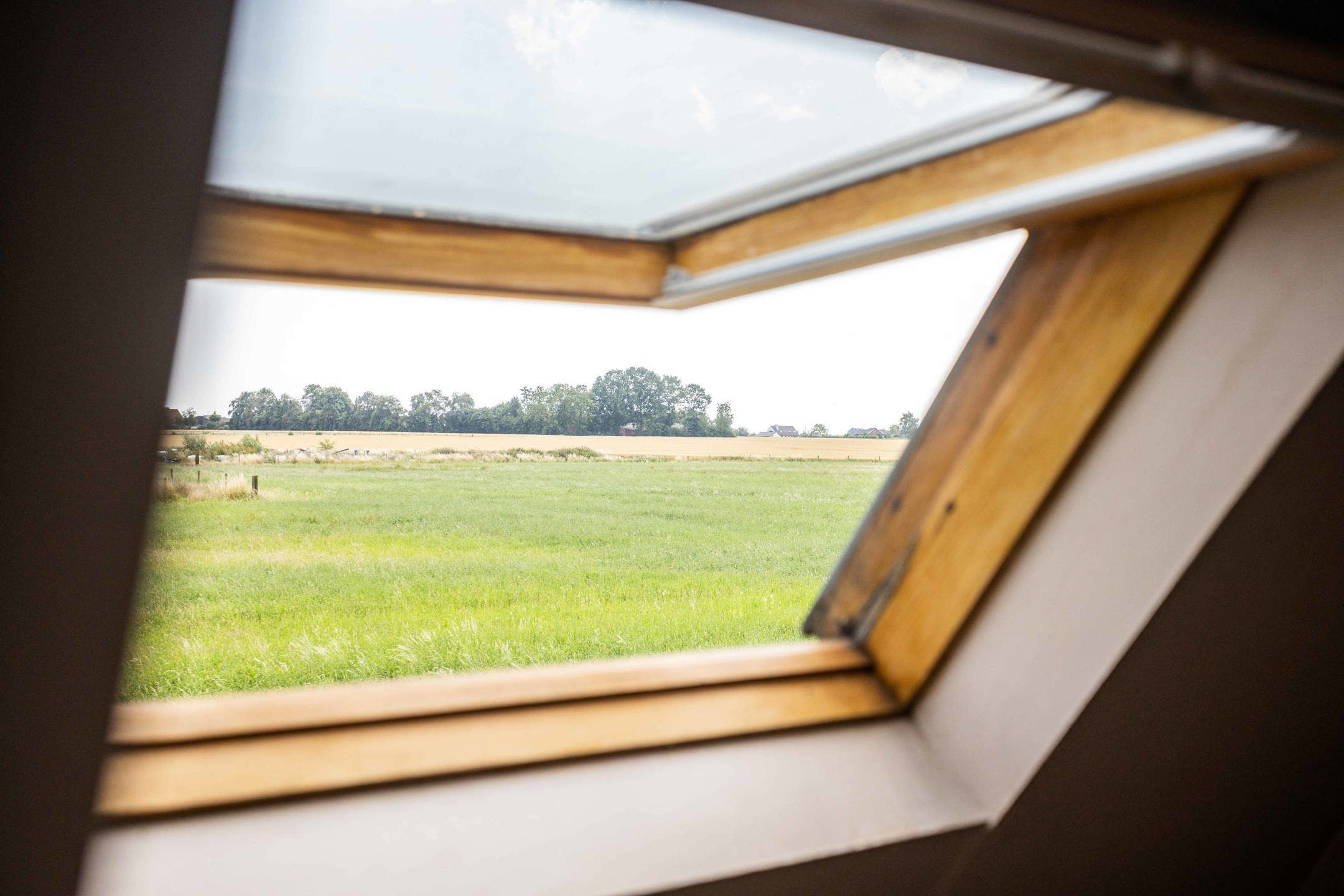 Uniek gelegen renovatieproject in het charmante Mullem foto 12