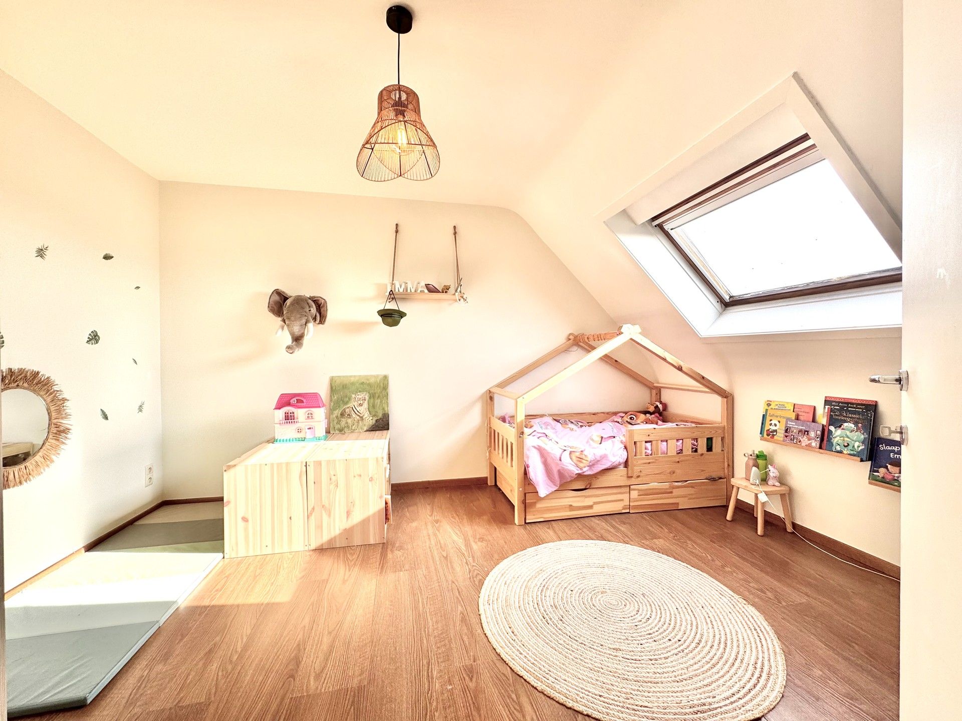 WONING MET 4 KAMERS - TUIN - GROTE CARPORT & UITWEG ACHTERAAN - 433 M² foto 41