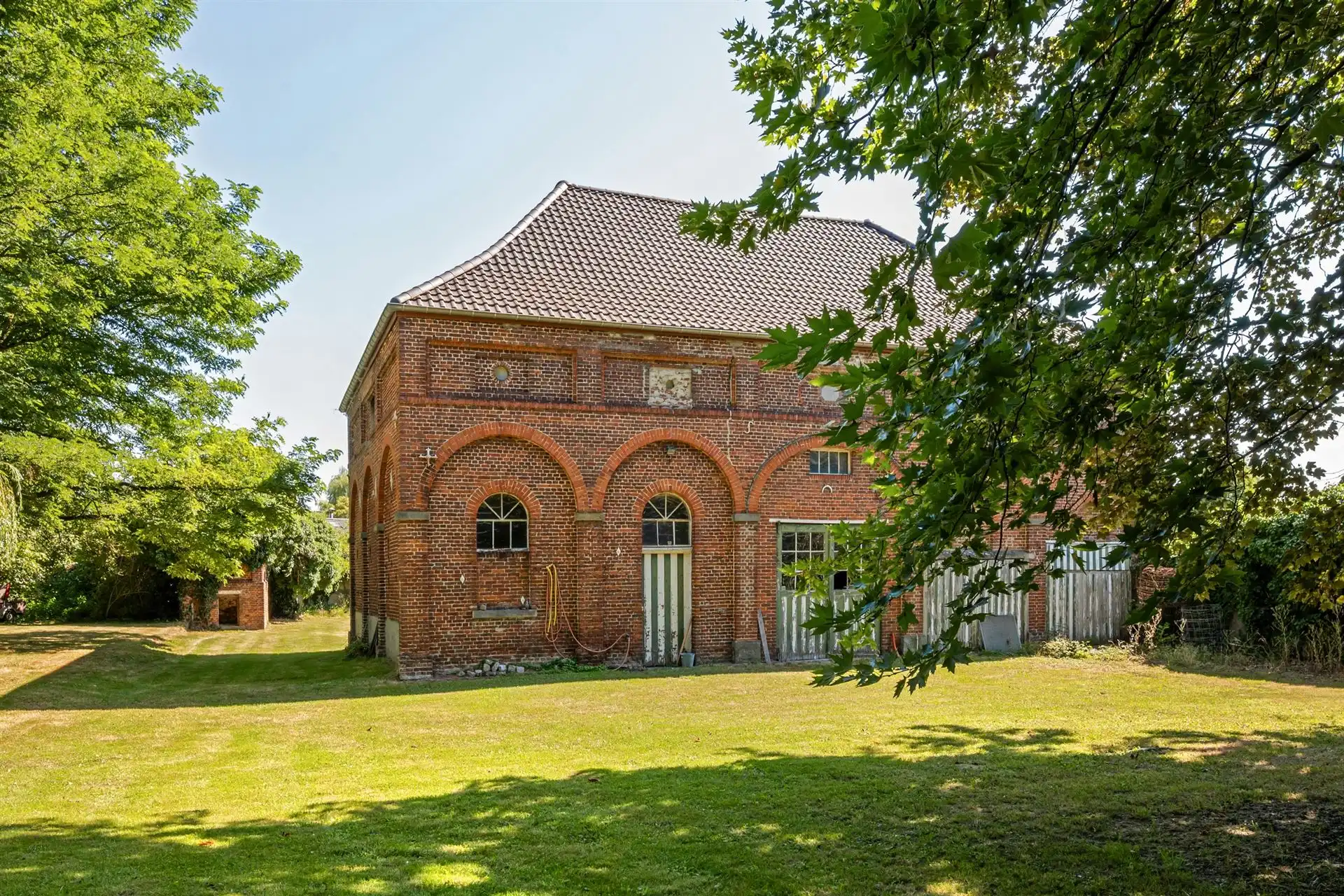Prachtig kasteel met koetshuis op meer dan 8,7 hectare! foto 28